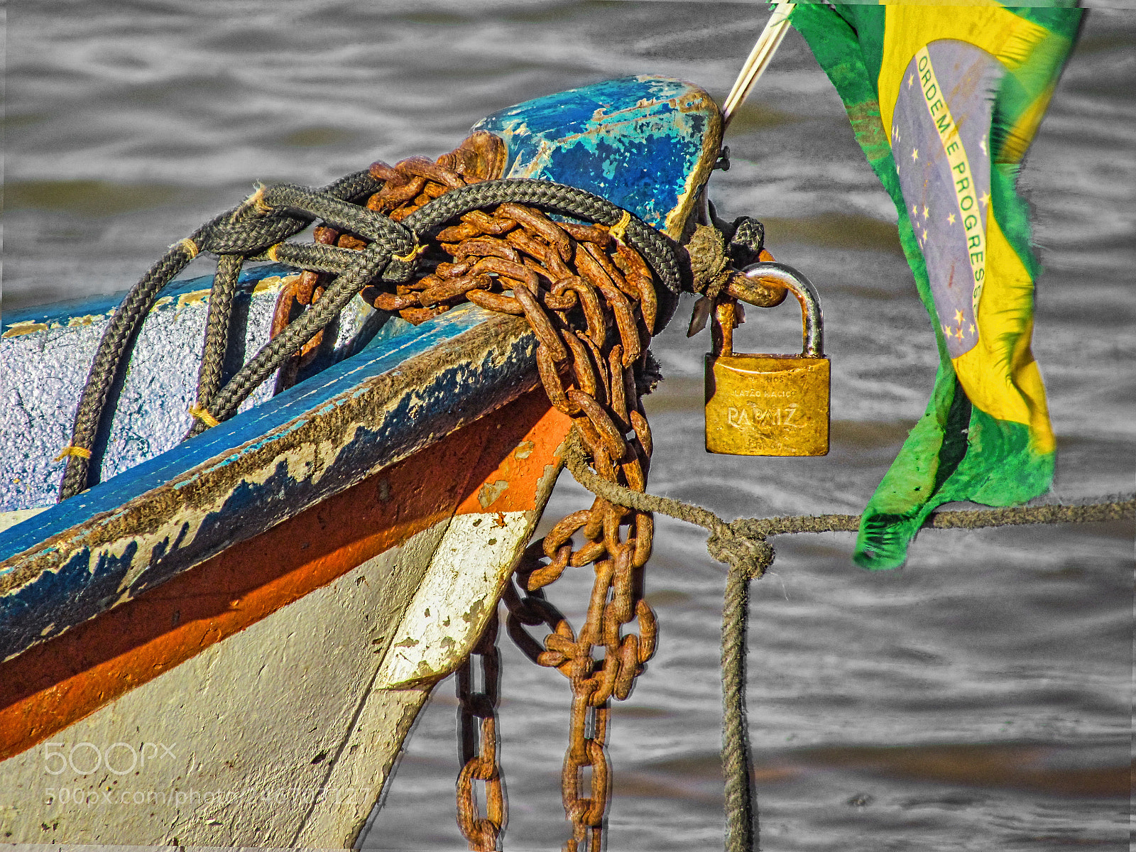 Canon PowerShot SX30 IS sample photo. The flag... photography
