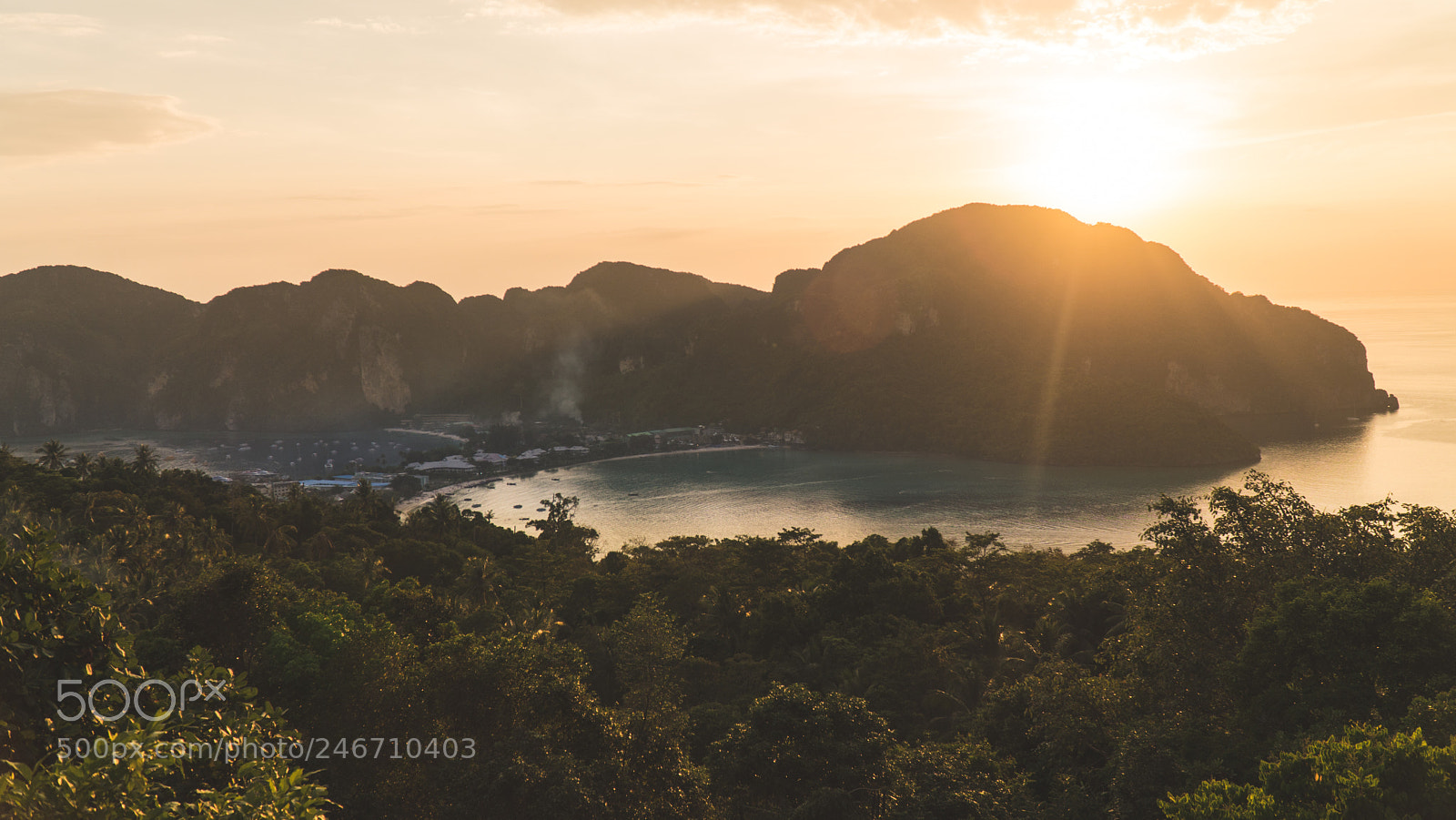 Sony a6500 sample photo. Sunset behind the phi photography