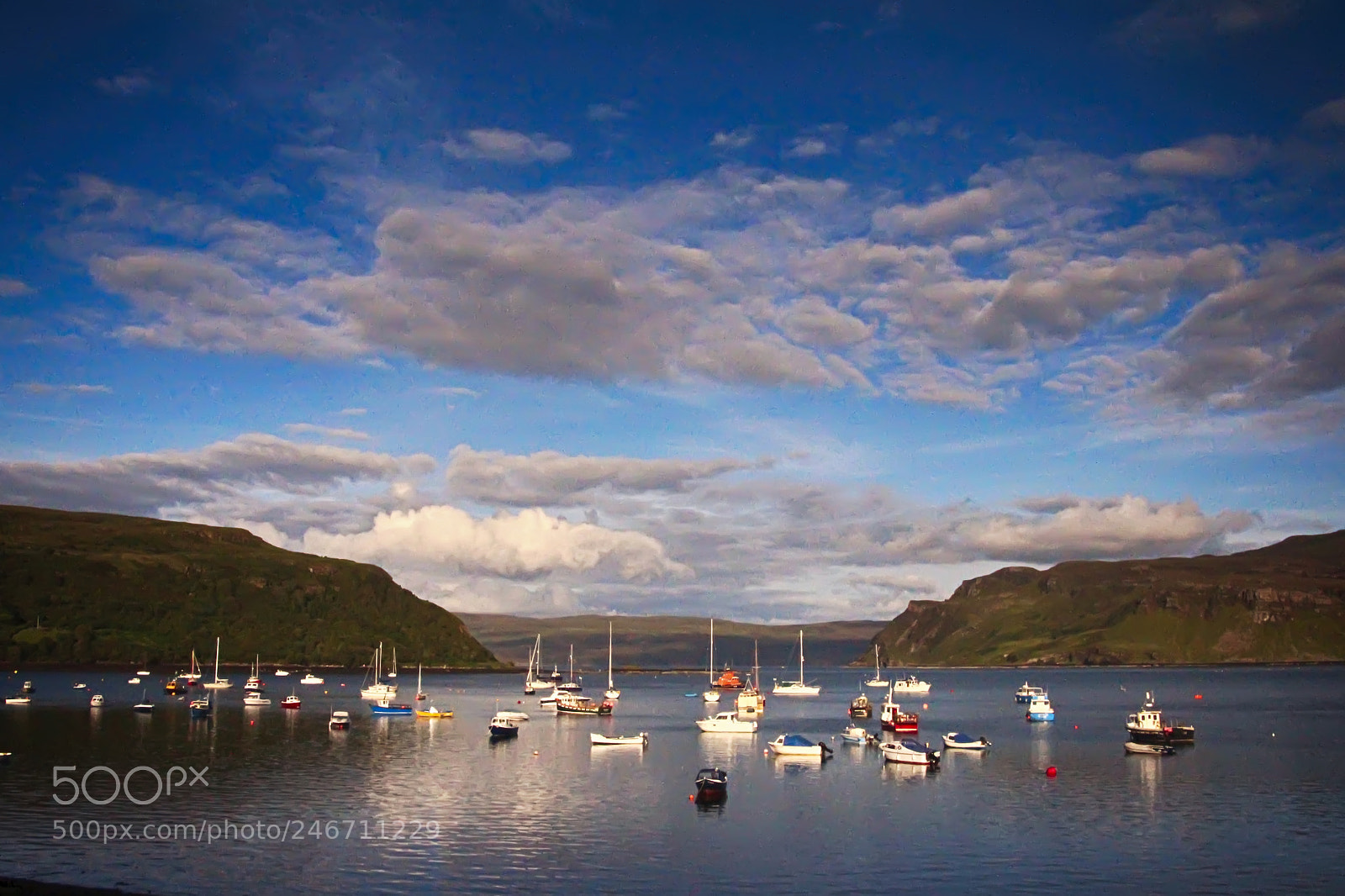 Canon EOS 600D (Rebel EOS T3i / EOS Kiss X5) sample photo. Portree at sunset photography