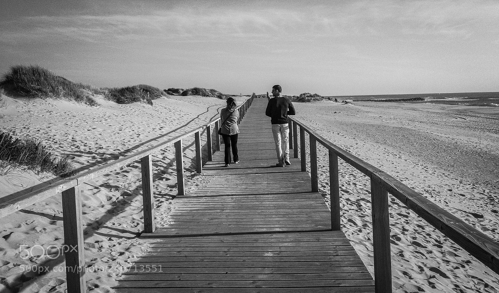 Apple iPhone 4S sample photo. Beach in black and photography