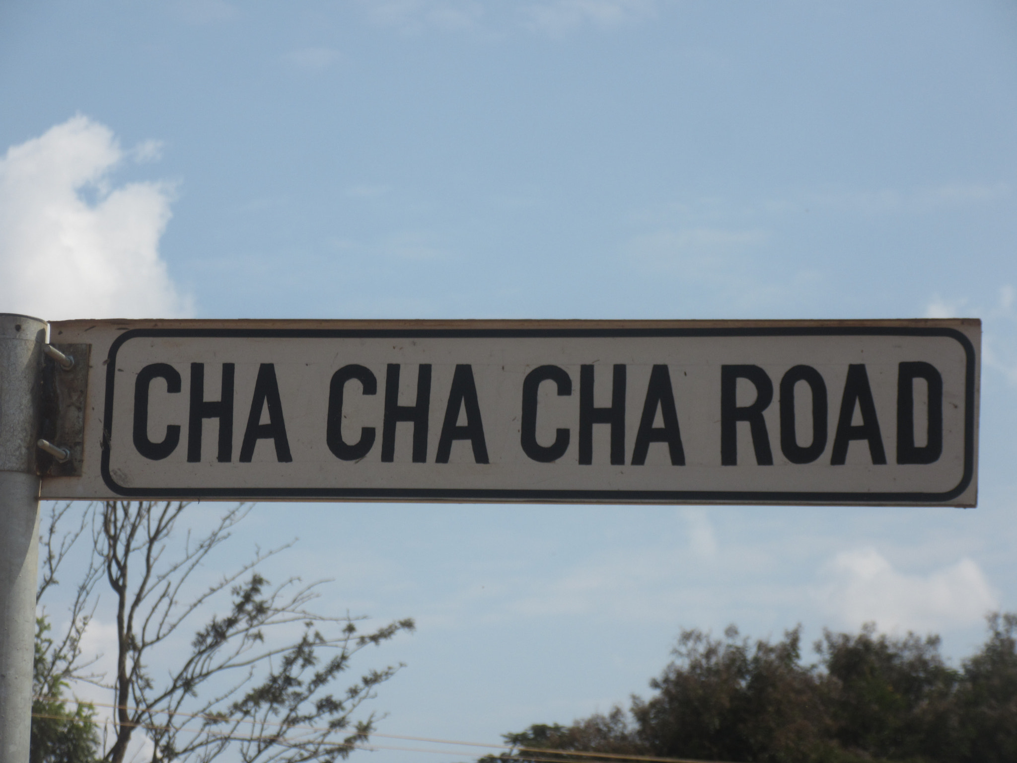 Canon PowerShot SX600 HS sample photo. Cha cha cha rd sign photography