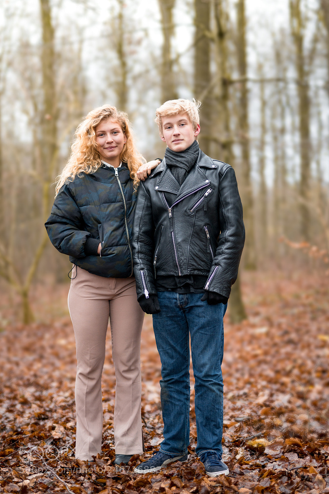 Sony a7R II sample photo. Emilie kusine & fætter photography