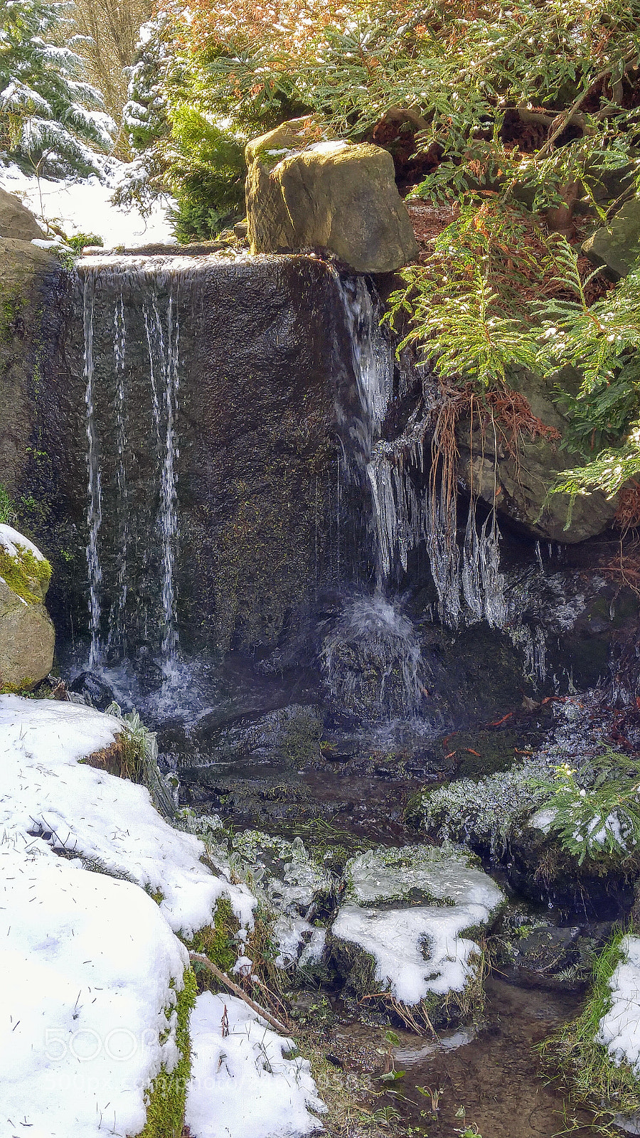 LG G4 sample photo. Frozen falls photography