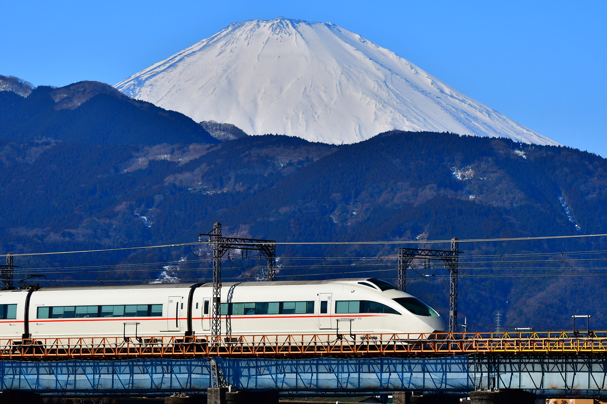Nikon D7500 sample photo. Mt.fuji and odakyu line photography