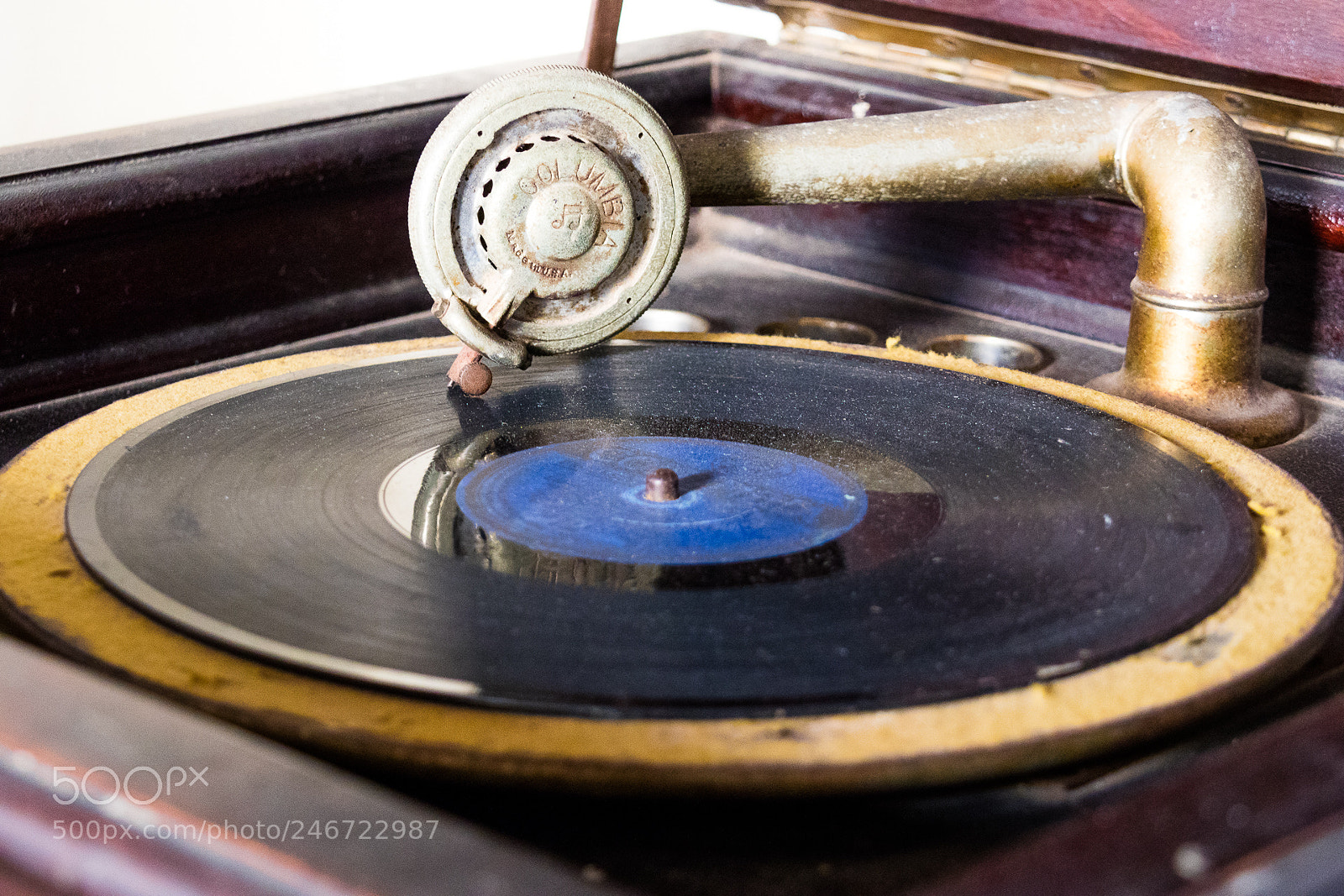 Canon EOS M3 sample photo. Gramophone photography