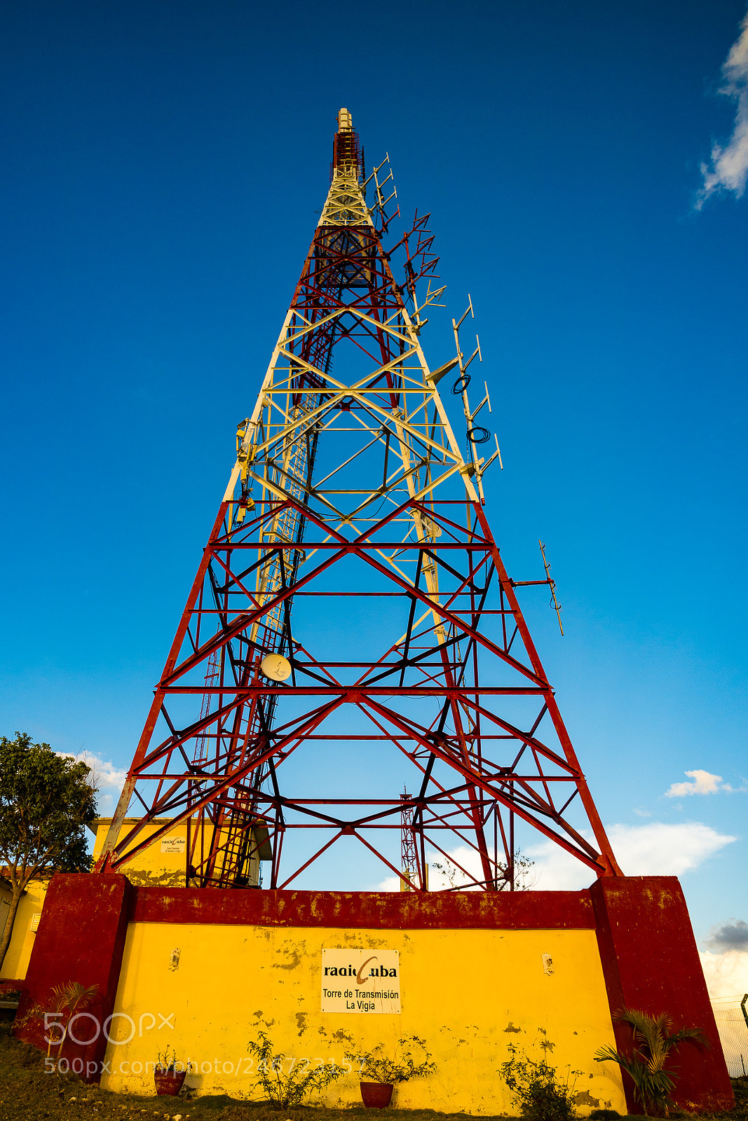 Canon EOS M3 sample photo. Radiotower photography