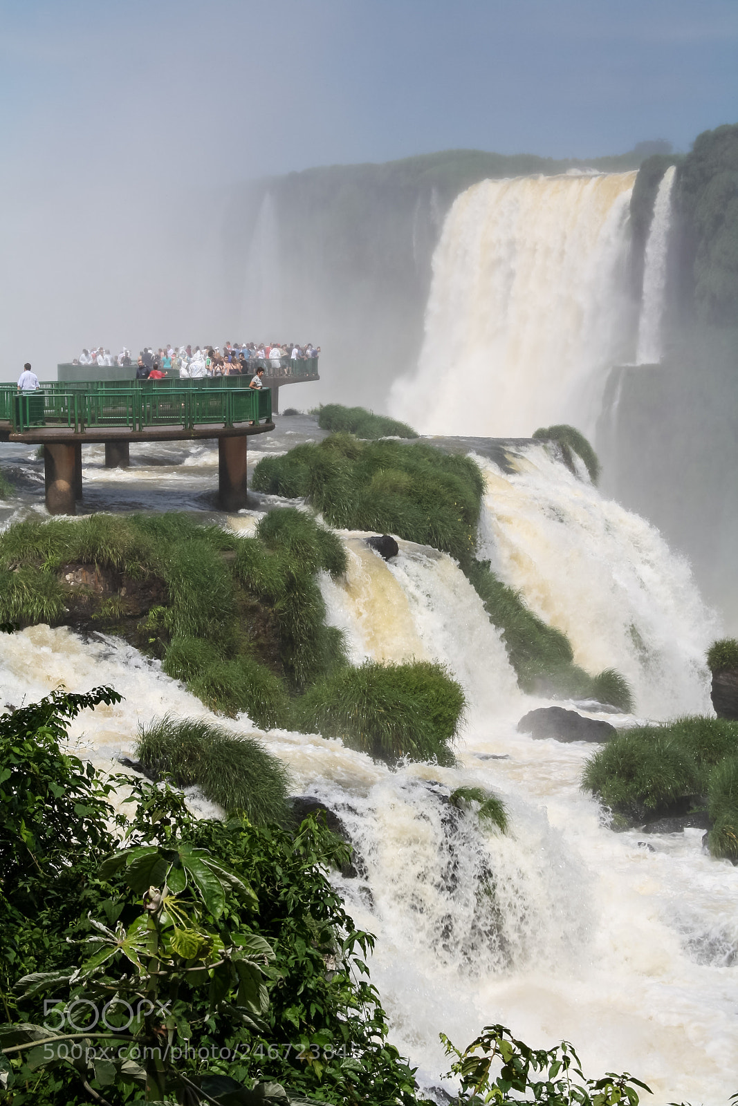 Canon EOS 1000D (EOS Digital Rebel XS / EOS Kiss F) sample photo. Iguassu falls - viewed photography