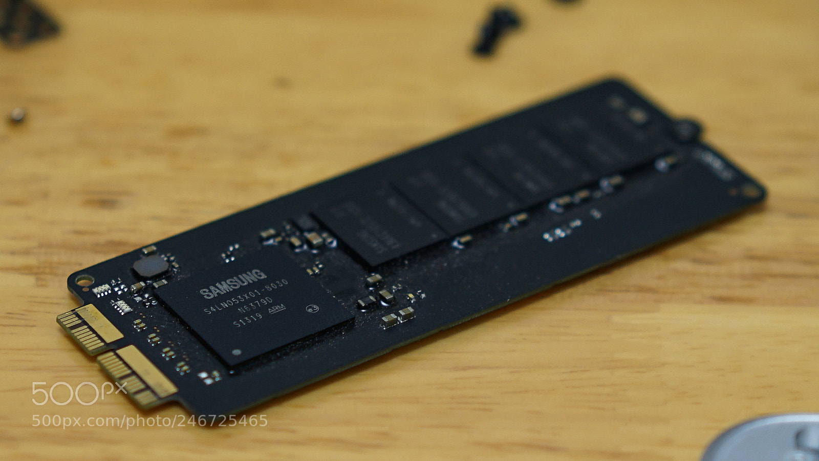 Sony a7 II sample photo. Fix macbook 维修电脑 photography