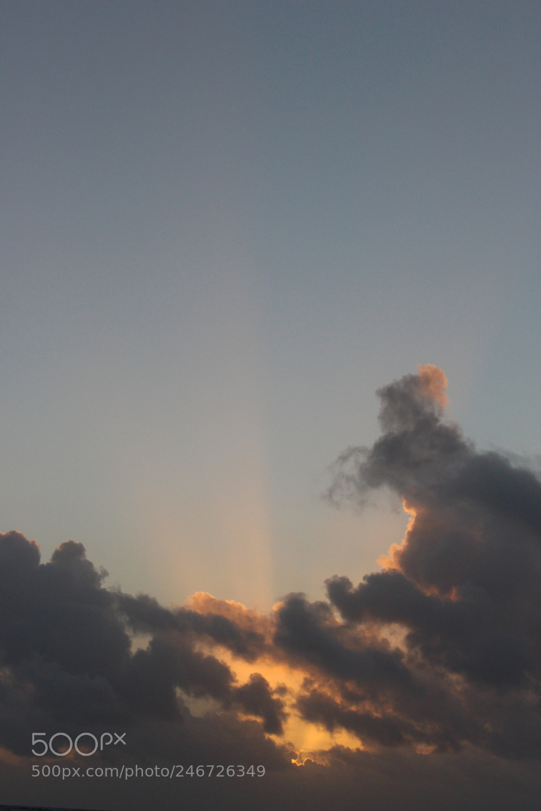 Canon EOS 700D (EOS Rebel T5i / EOS Kiss X7i) sample photo. God ray photography