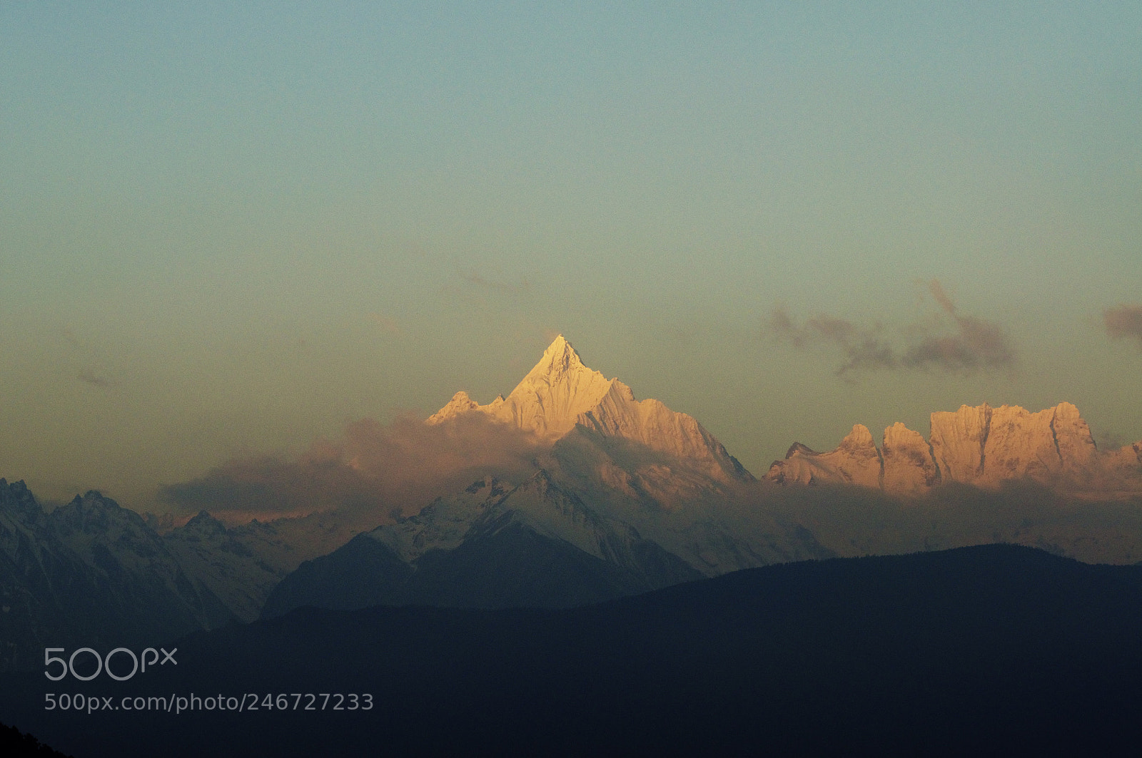 Nikon D5000 sample photo. Mei li snow mountain photography