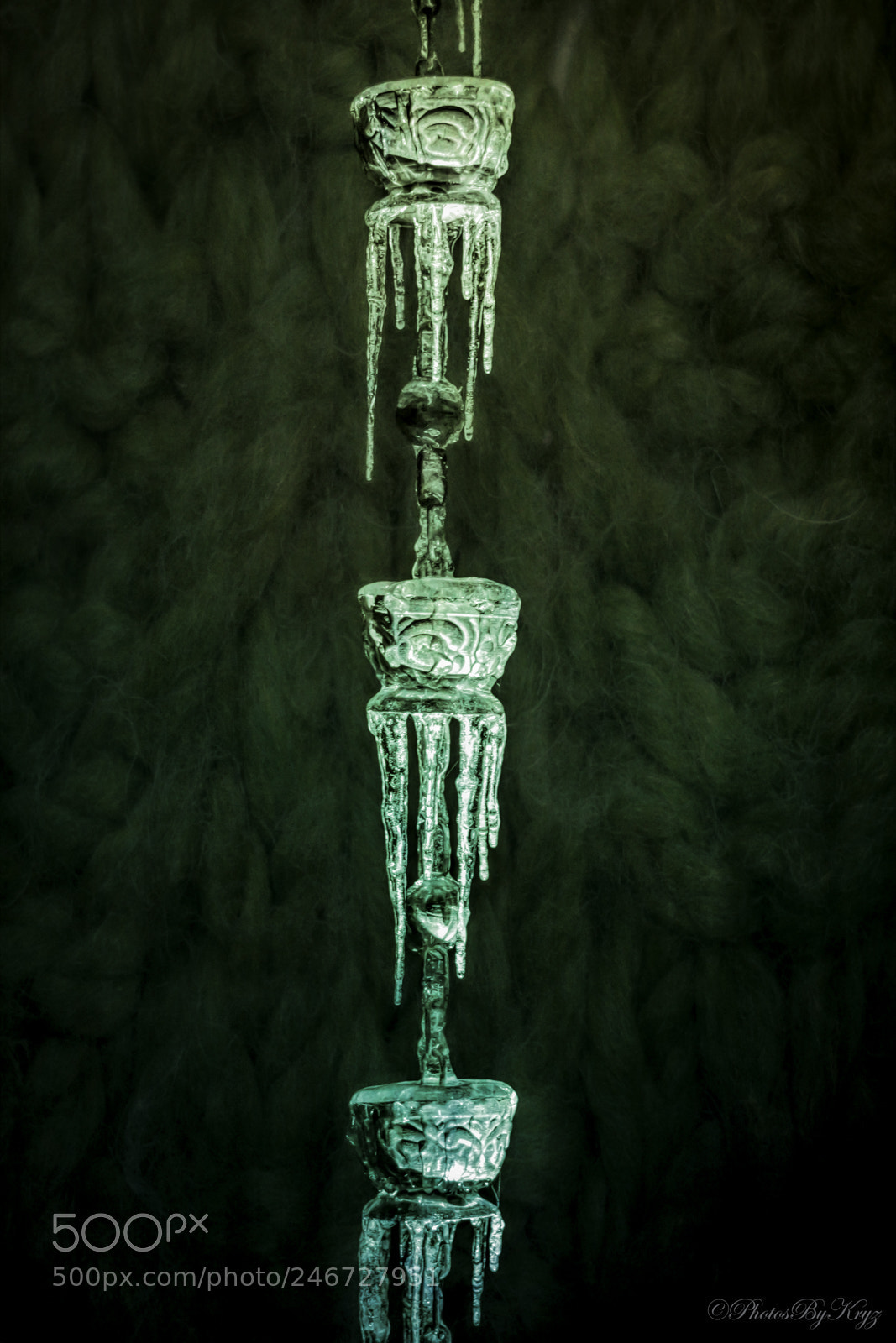 Canon EOS 7D Mark II sample photo. Rain chain ice grunge photography