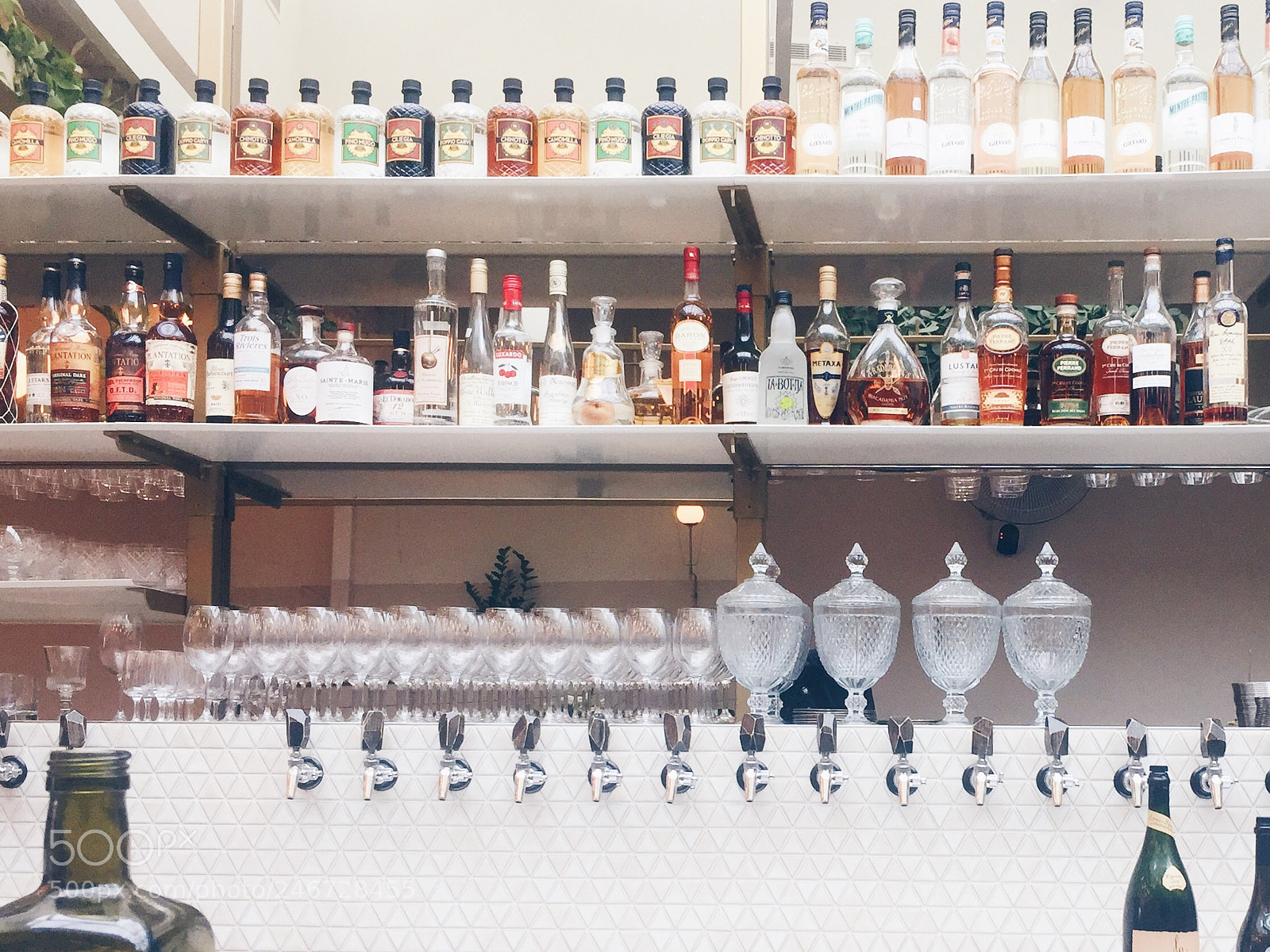 Apple iPhone 6 sample photo. At the bar... foodmtl photography