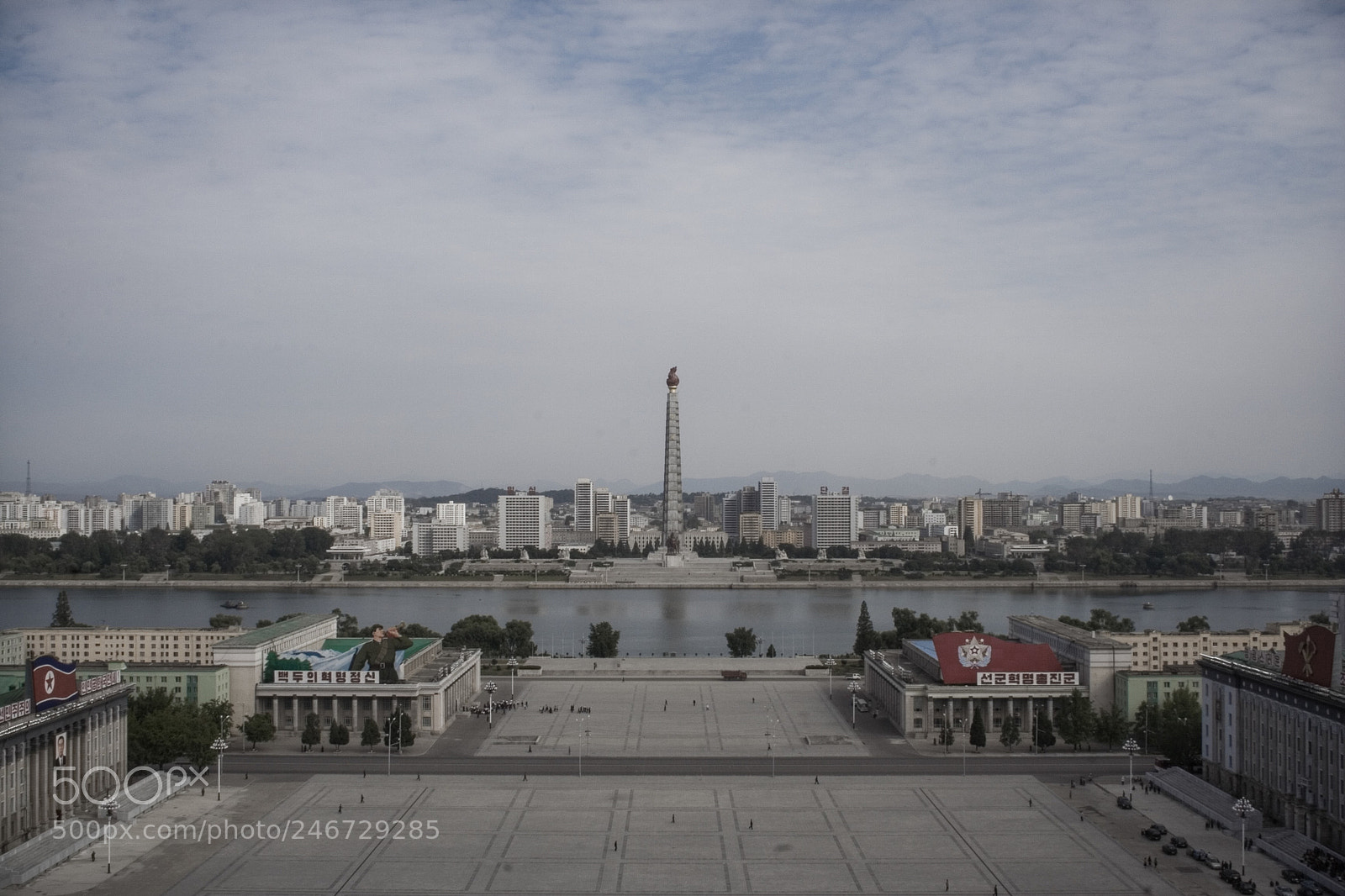 Canon EOS 350D (EOS Digital Rebel XT / EOS Kiss Digital N) sample photo. North korea photography