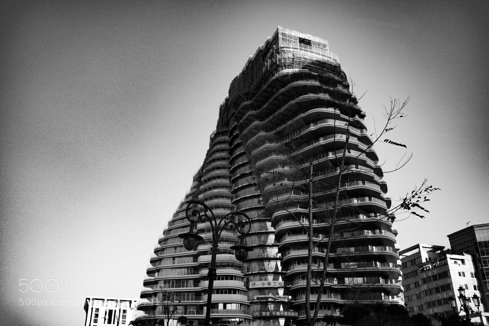 Fujifilm X-E3 sample photo. The alien headquarter is photography