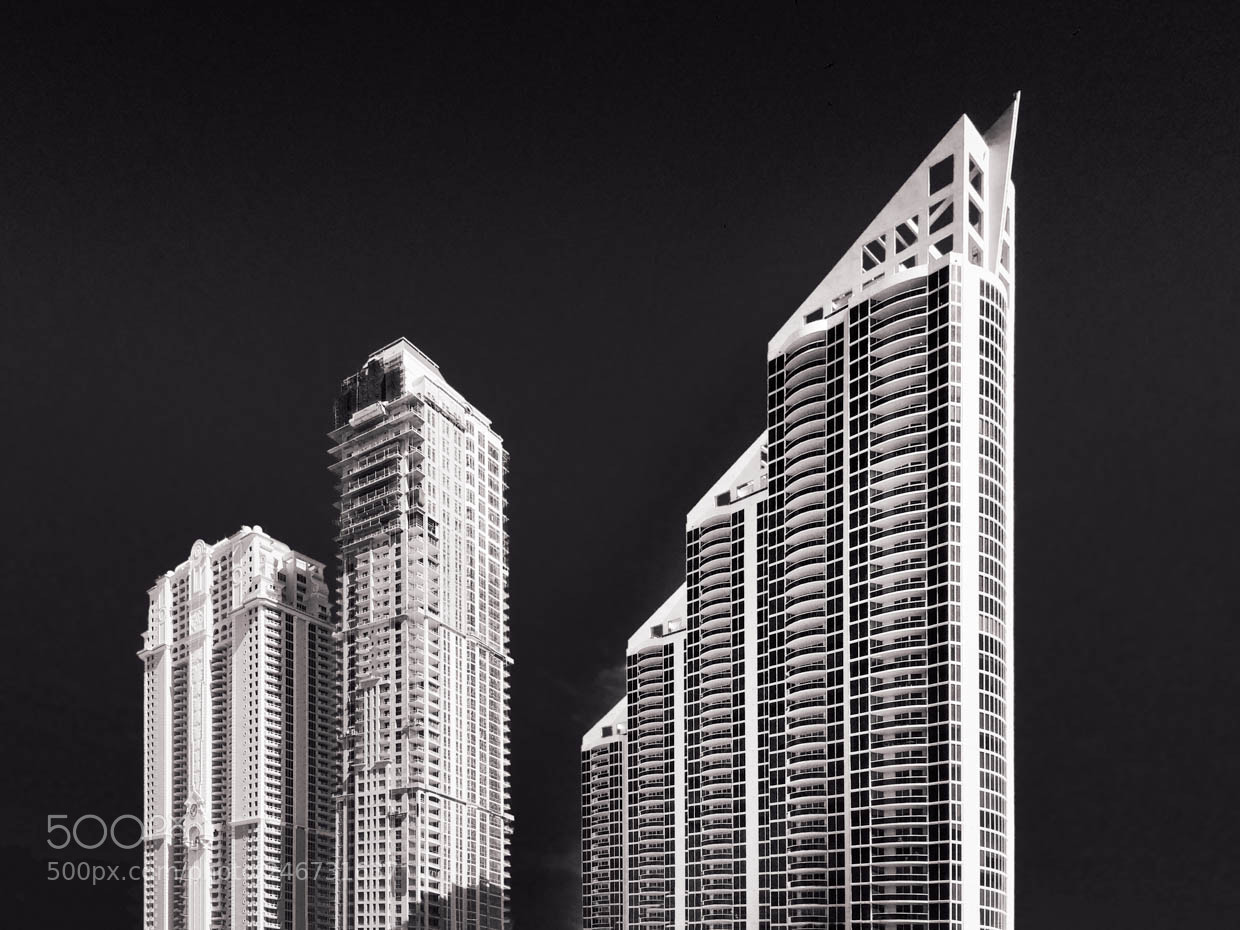 Apple iPhone 5s sample photo. Sunny isles, florida photography