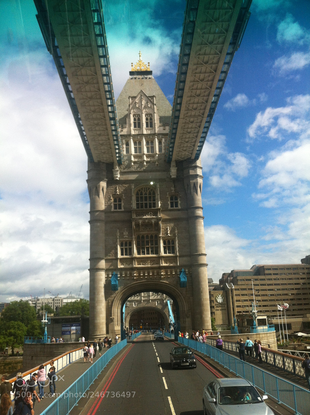 Apple iPhone 4 sample photo. London bridge photography