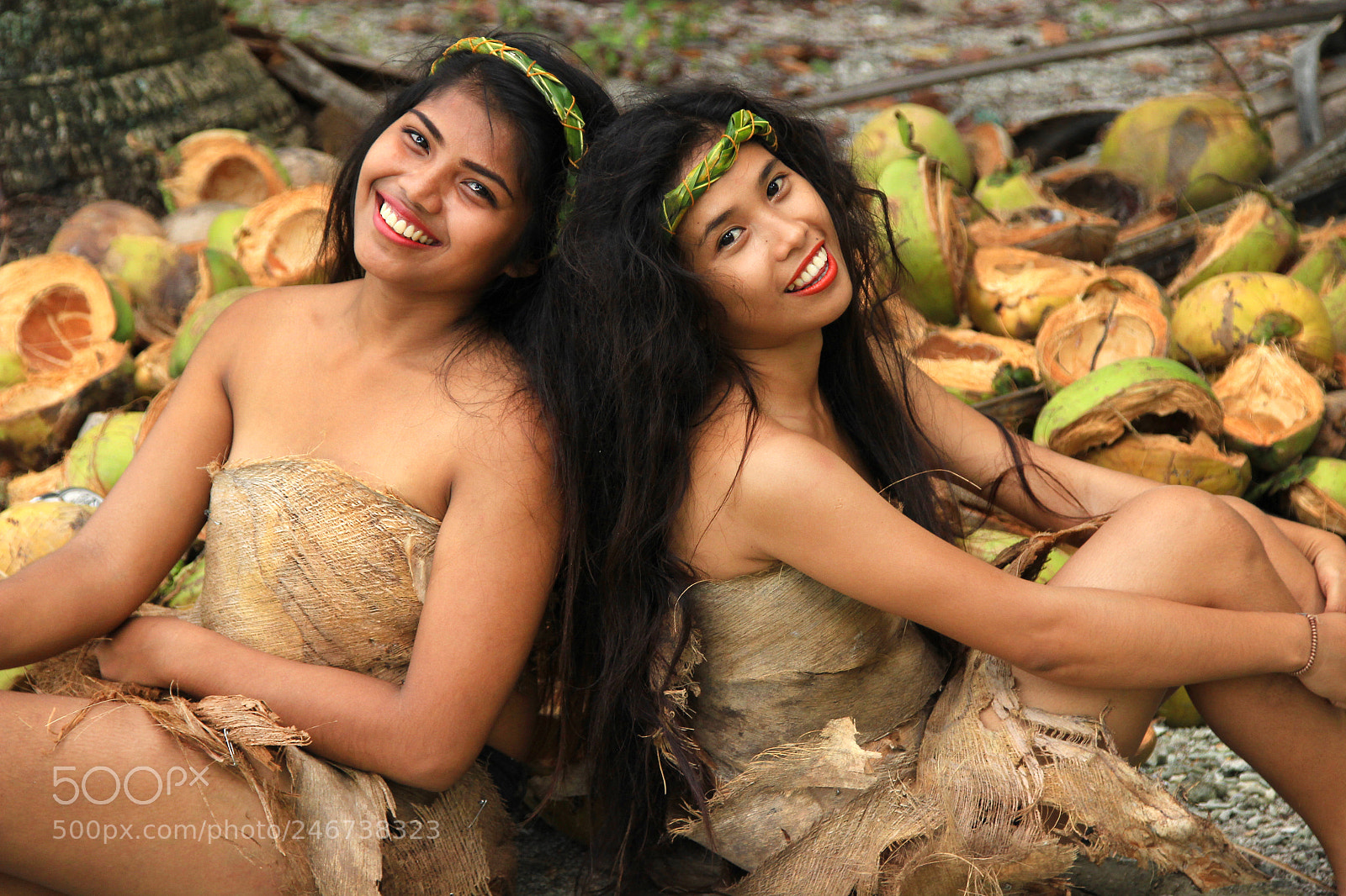 Canon EOS 600D (Rebel EOS T3i / EOS Kiss X5) sample photo. K c med coconuts photography