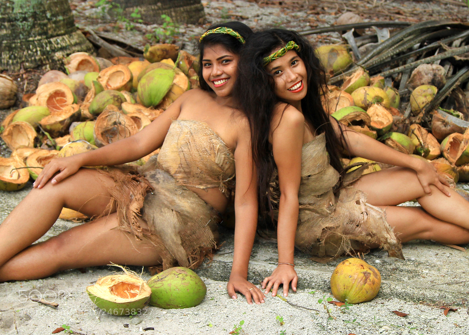 Canon EOS 600D (Rebel EOS T3i / EOS Kiss X5) sample photo. Mmm mmm mmmcoconuts photography