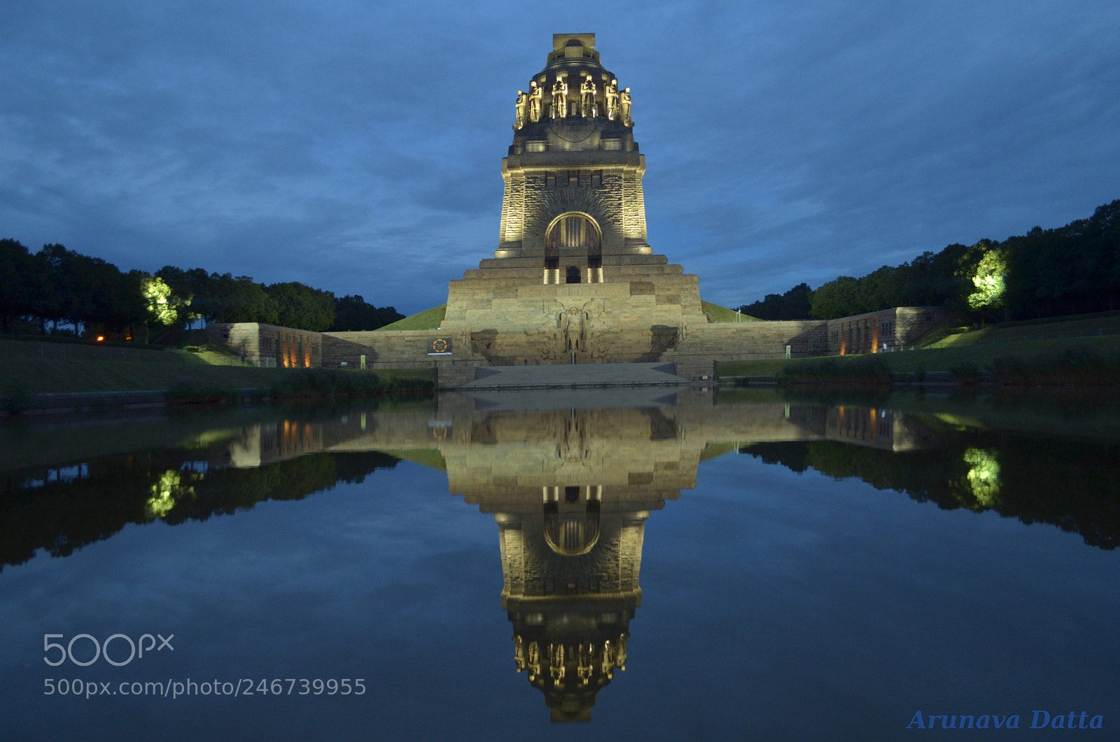 Nikon D5100 sample photo. Monument to the battle photography