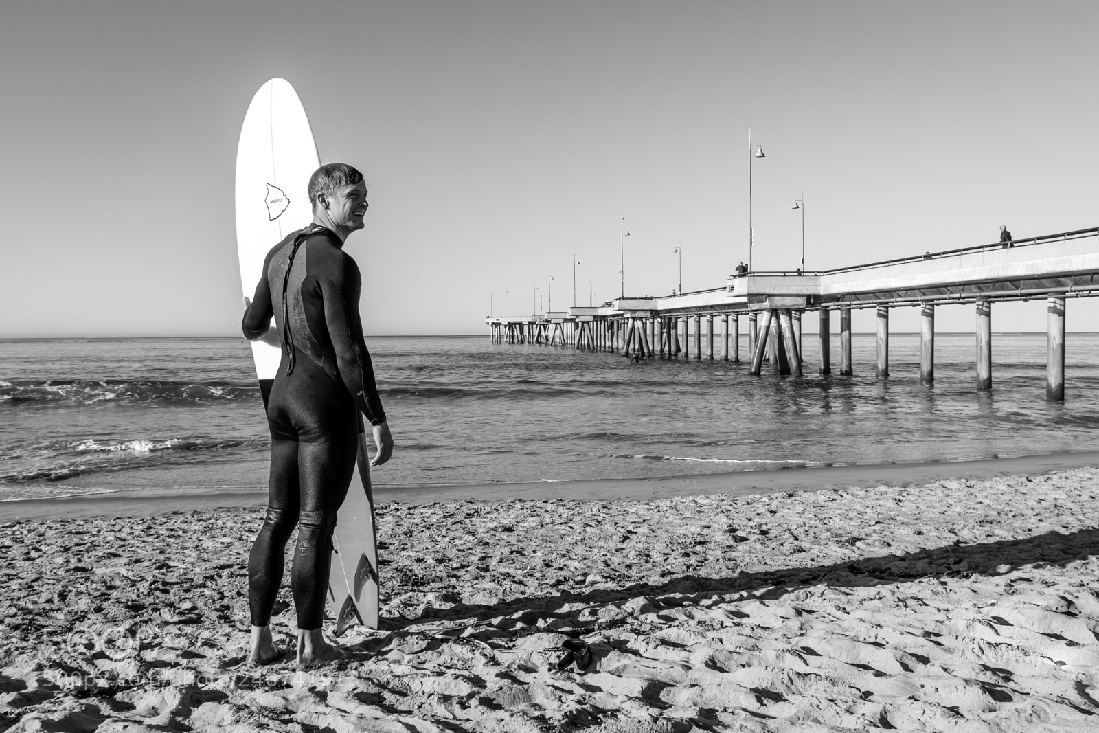Sony a6500 sample photo. Venice beach surfer photography