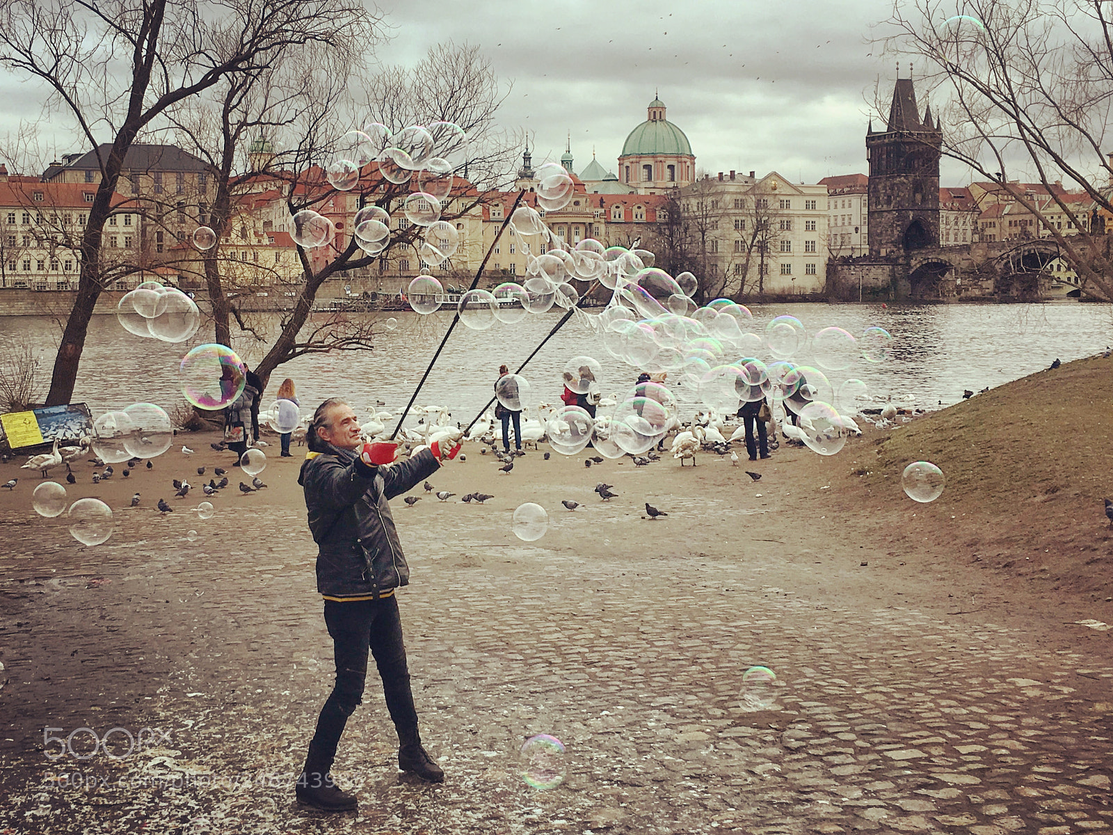 Apple iPhone 6s sample photo. Baloons photography