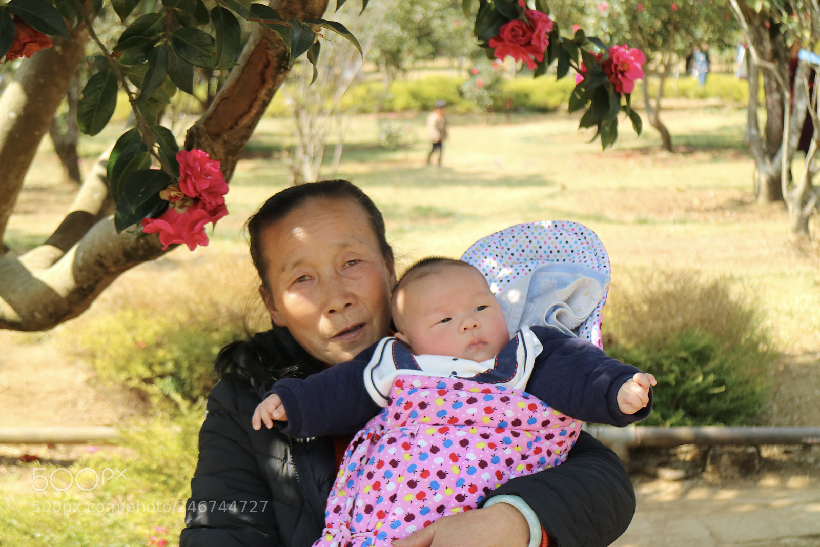 Canon EOS M3 sample photo. 妈妈和侄女 photography