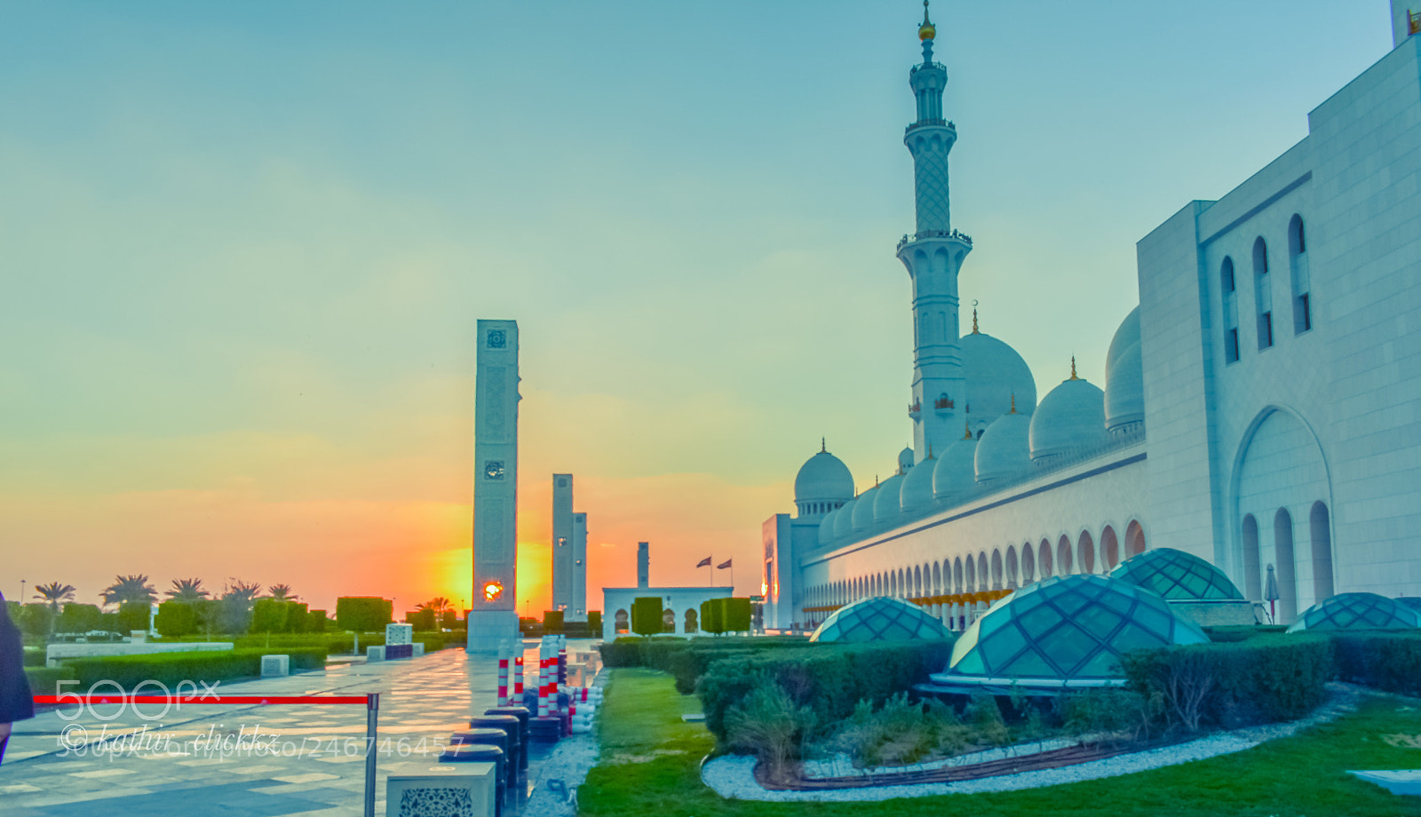 Nikon D3400 sample photo. Sunset at sheik zayed photography
