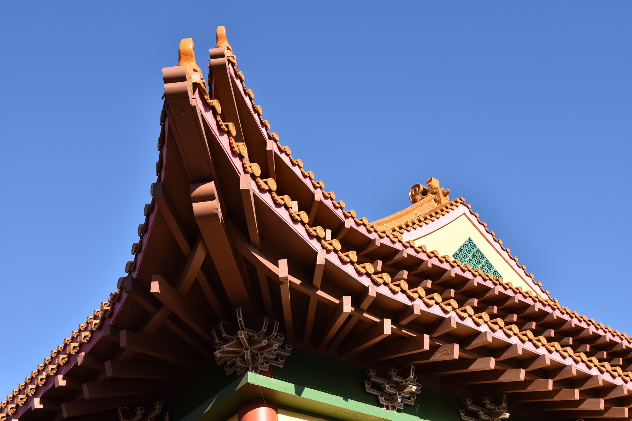 Sigma 17-50mm F2.8 EX DC OS HSM sample photo. Chinese new year @ buddhist temple photography
