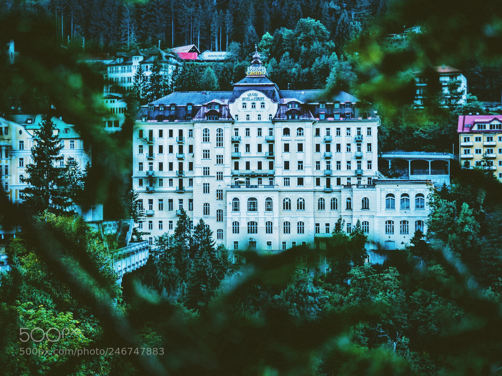 Olympus OM-D E-M5 II sample photo. Grand hotel photography