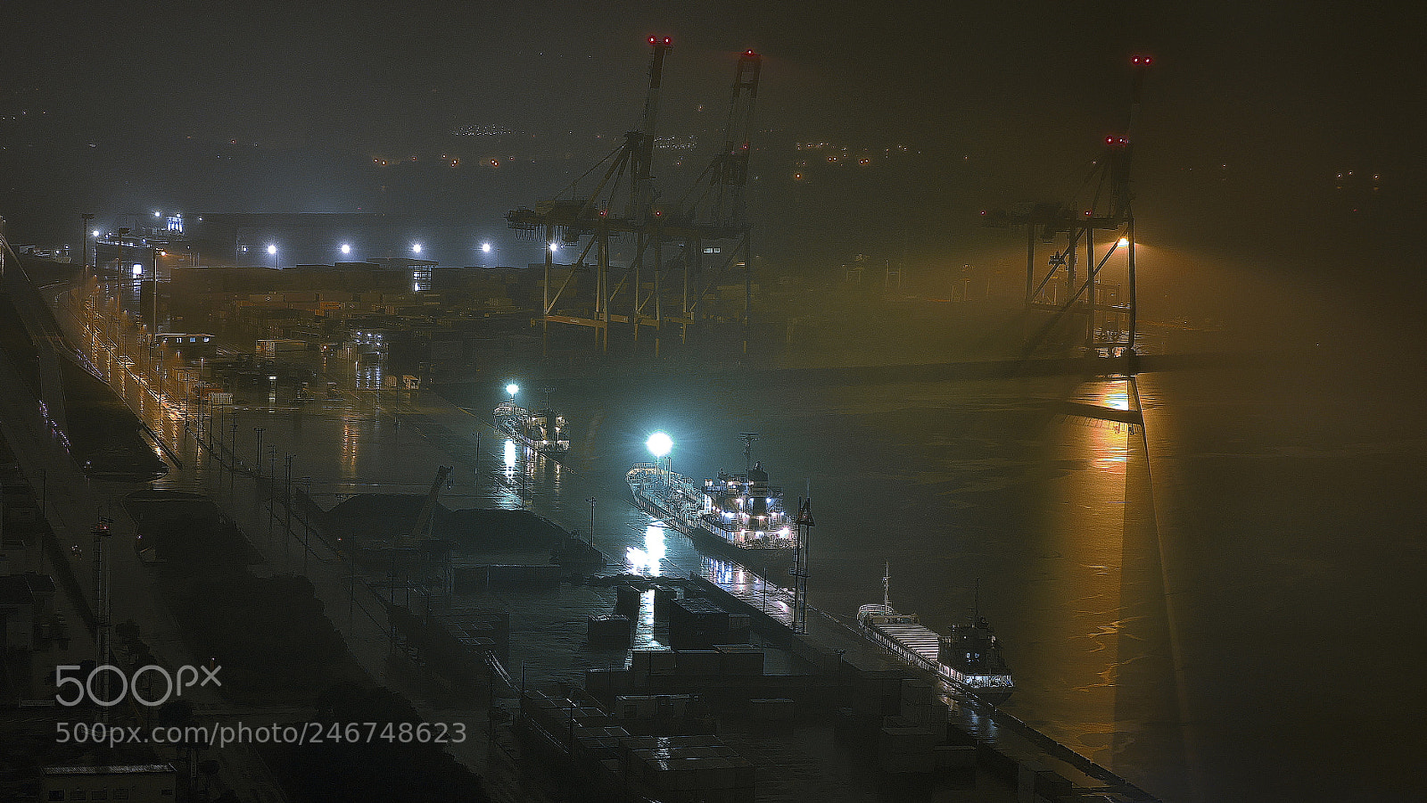 Panasonic Lumix DMC-G7 sample photo. Harbor night photography