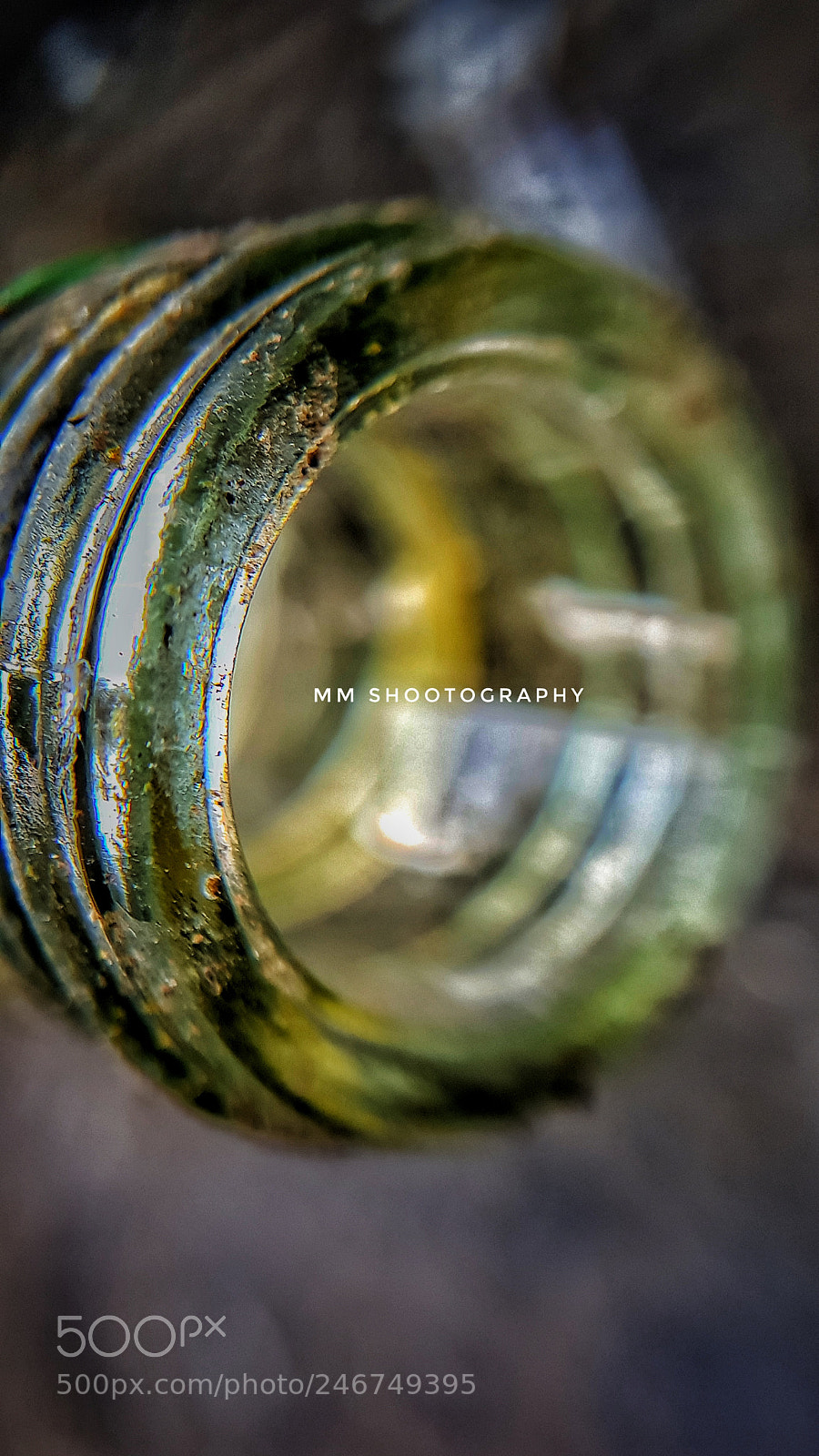 Samsung Galaxy S8+ sample photo. Macro of a bottle photography