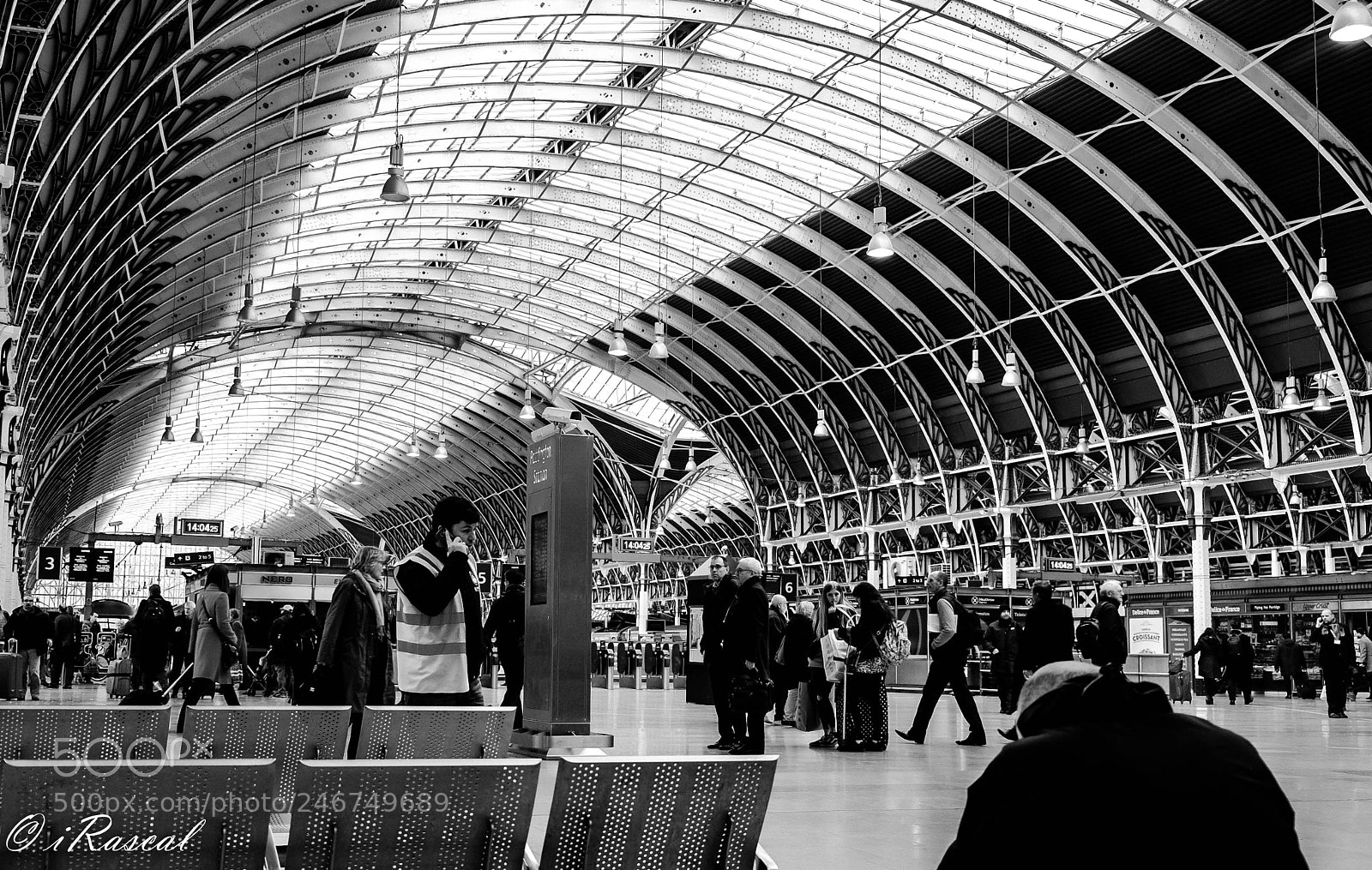 Fujifilm X-T10 sample photo. Main concourse photography