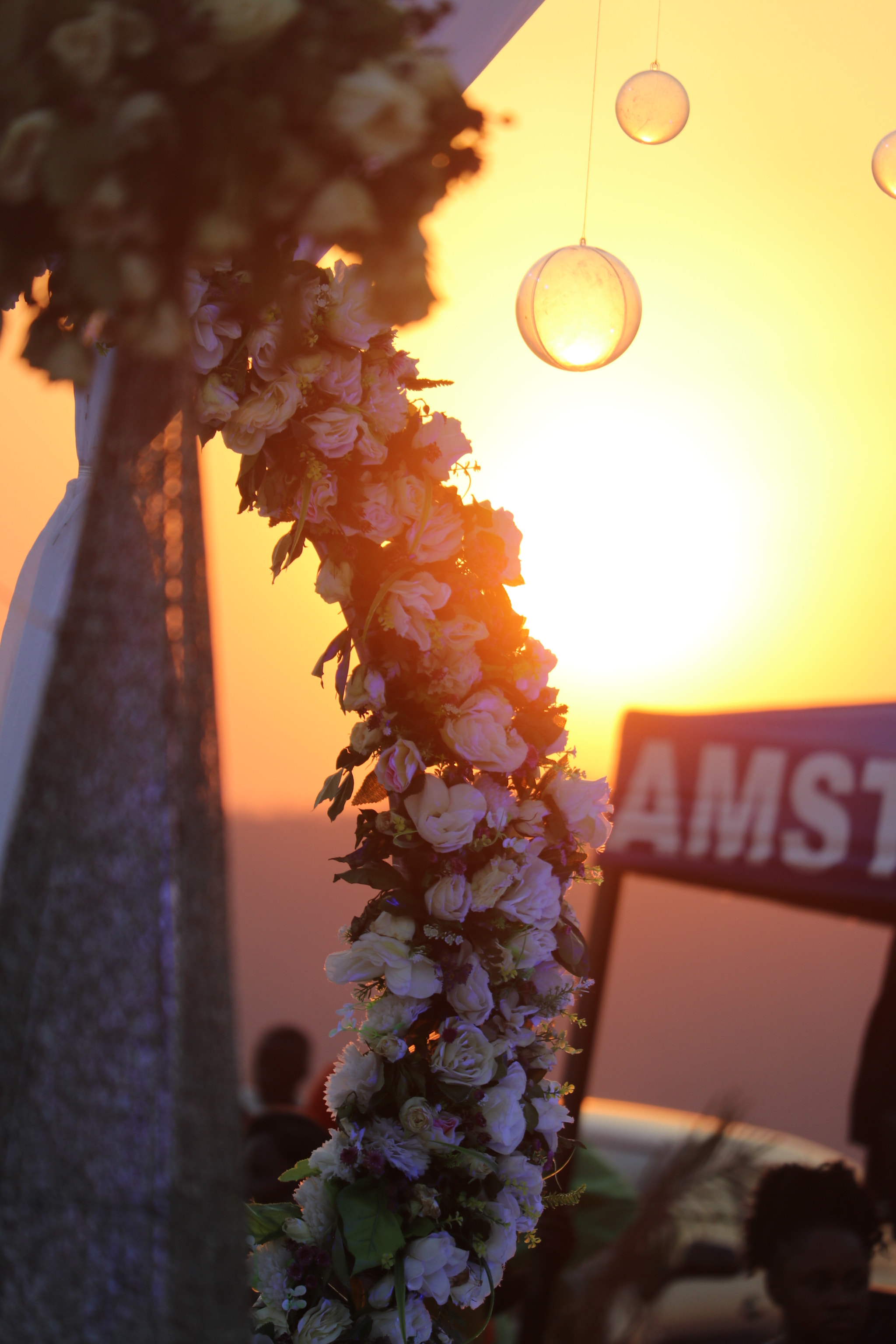 Canon EF-S 55-250mm F4-5.6 IS STM sample photo. Sunset and decoration photography