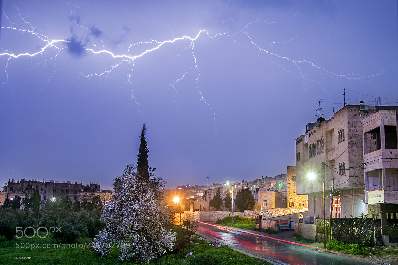 Canon EOS 7D Mark II sample photo. Lightning in the early photography