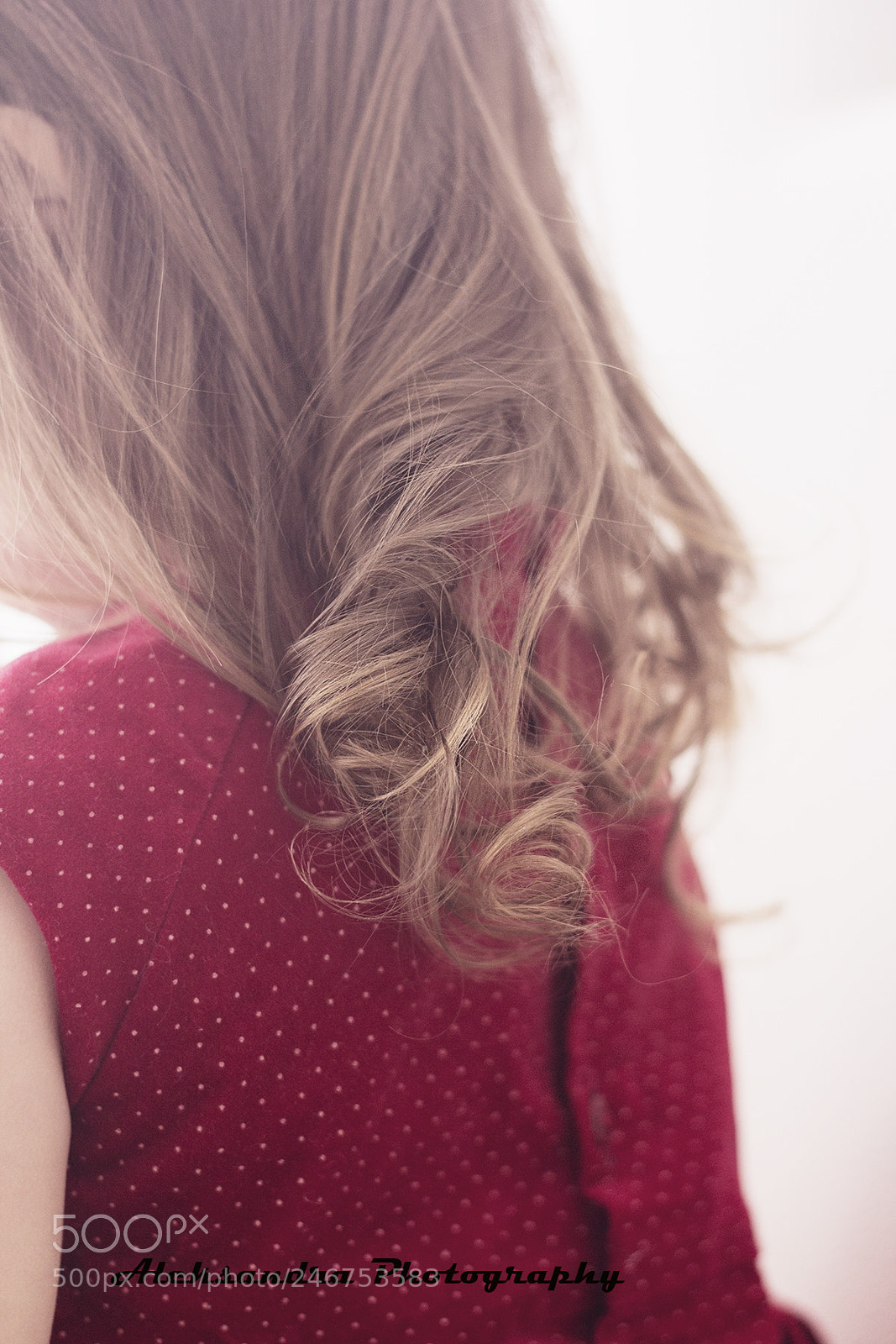Canon EOS 1100D (EOS Rebel T3 / EOS Kiss X50) sample photo. Curly girl photography