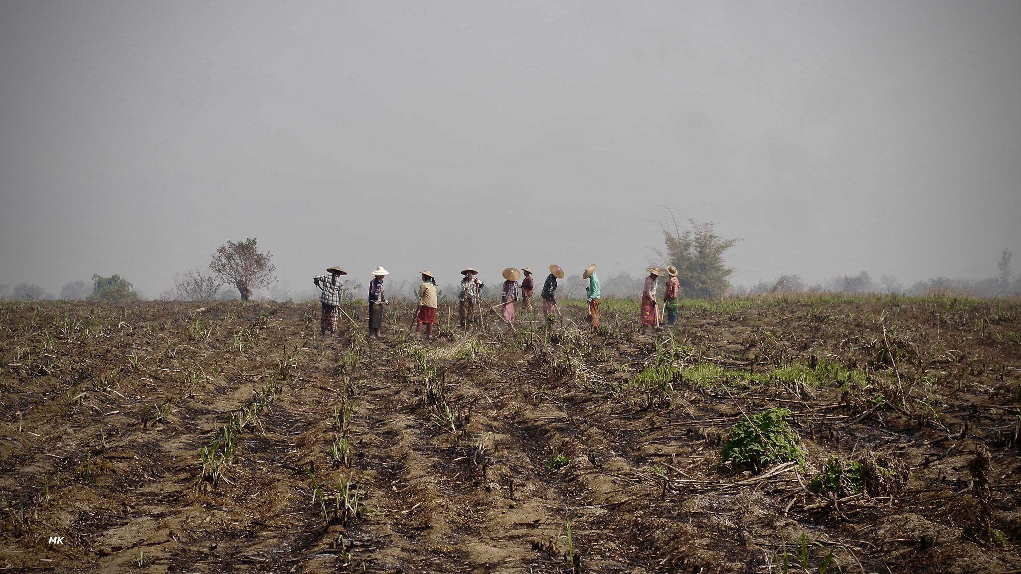 Panasonic Lumix DMC-GF6 sample photo. Working rural women photography