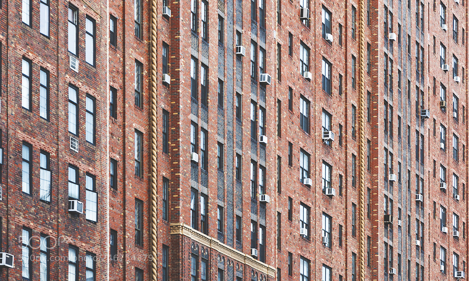 Nikon D7100 sample photo. City building facade with photography
