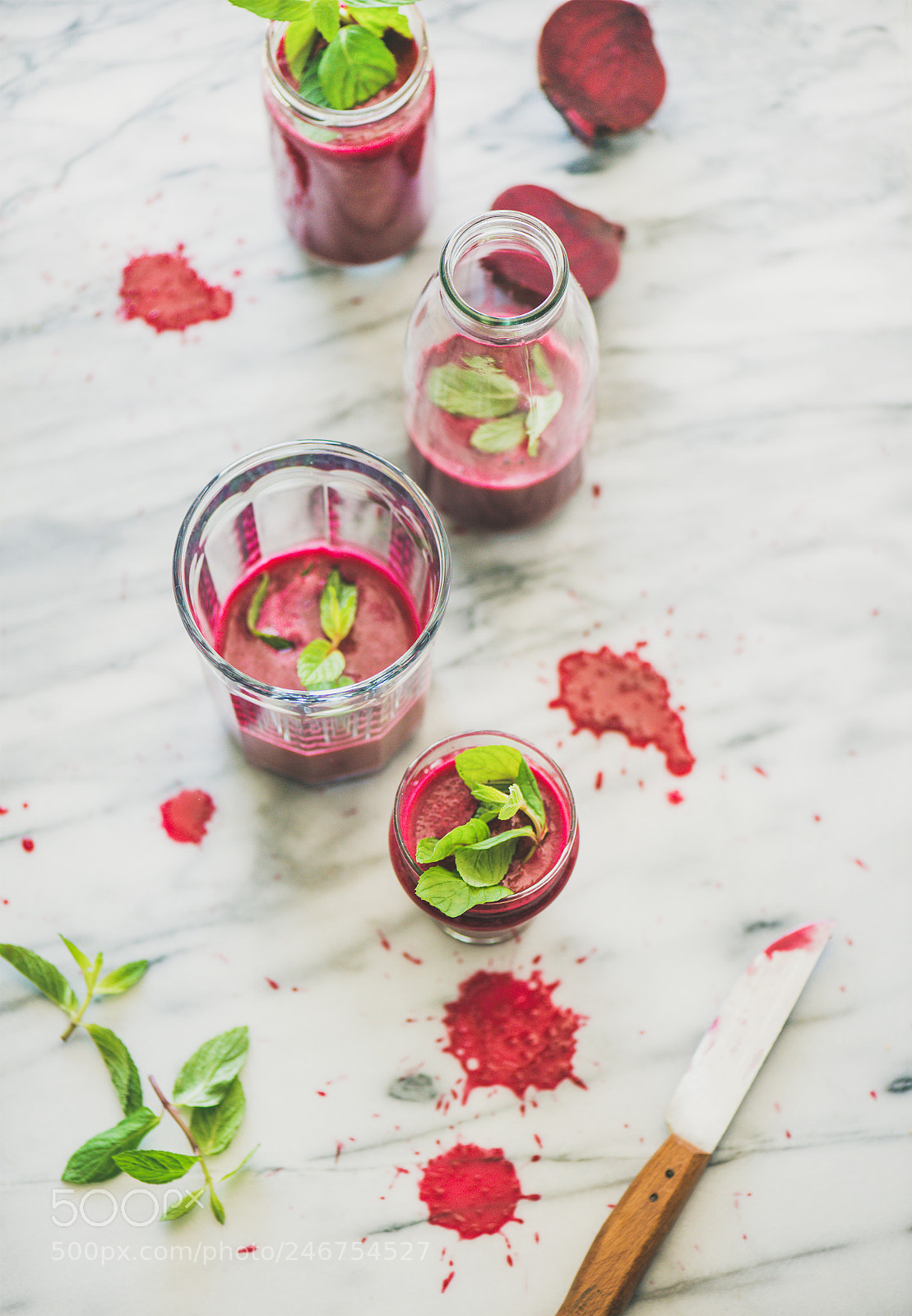 Nikon D610 sample photo. Fresh beetroot smoothie with photography