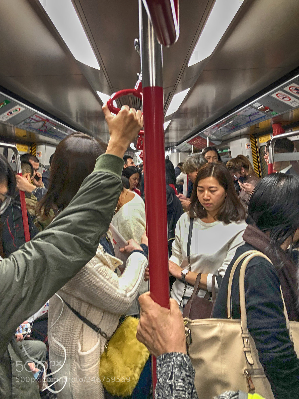Apple iPhone X sample photo. Rush hour photography
