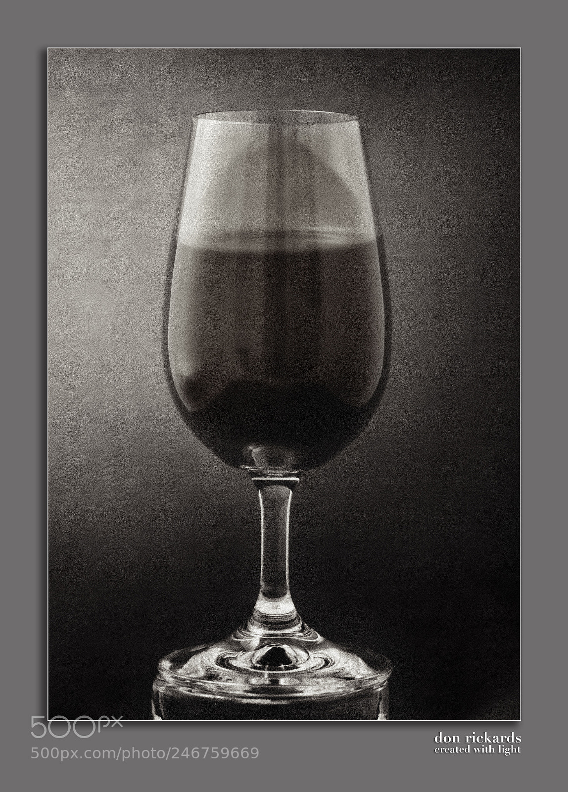 Sony ILCA-77M2 sample photo. Full-bodied red photography
