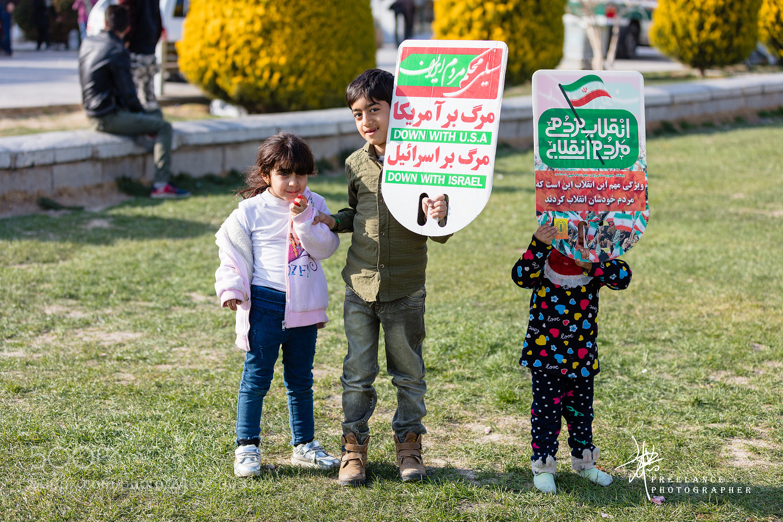 Canon EOS 5DS sample photo. Children in iran photography