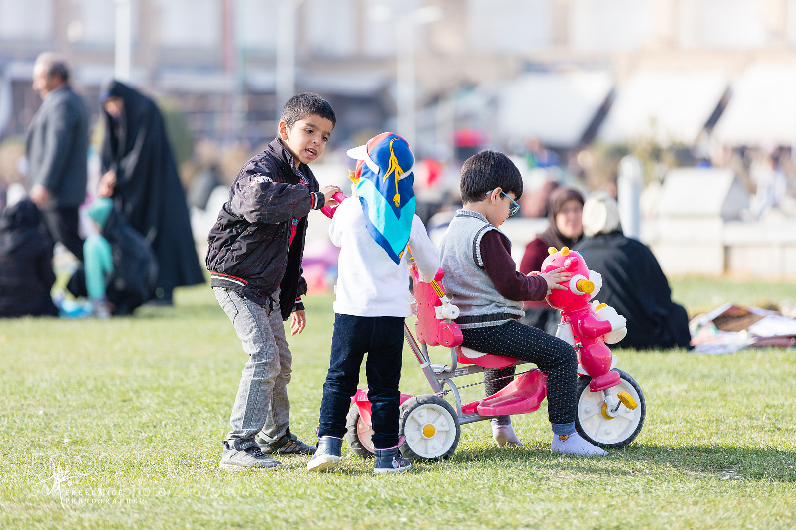 Canon EOS 5DS sample photo. Children in iran photography