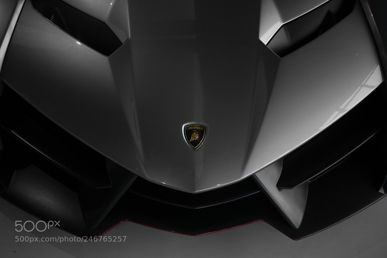Canon EOS 1200D (EOS Rebel T5 / EOS Kiss X70 / EOS Hi) sample photo. Lamborghini veneno photography