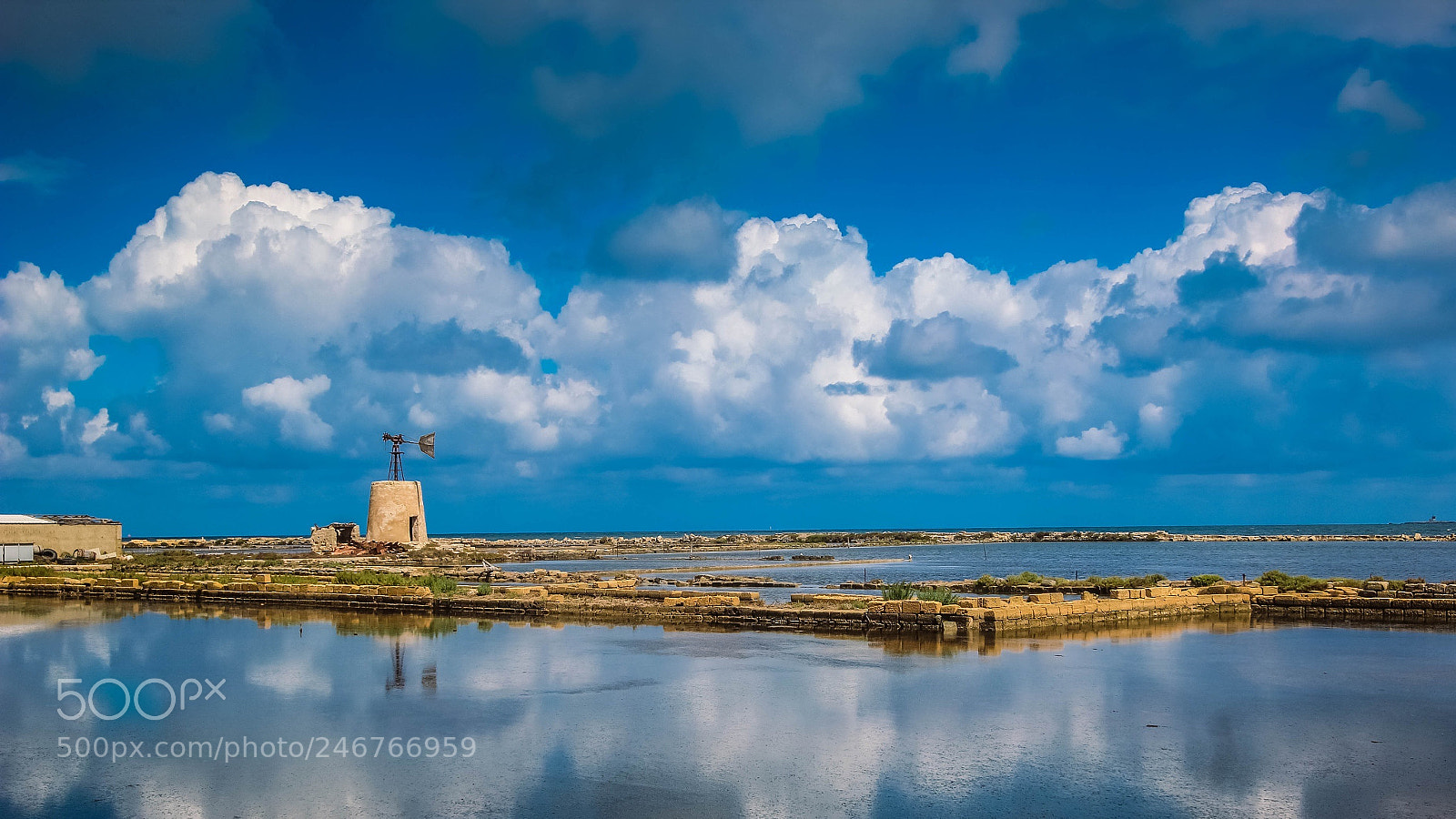 Canon EOS 600D (Rebel EOS T3i / EOS Kiss X5) sample photo. Reflections in trapani photography