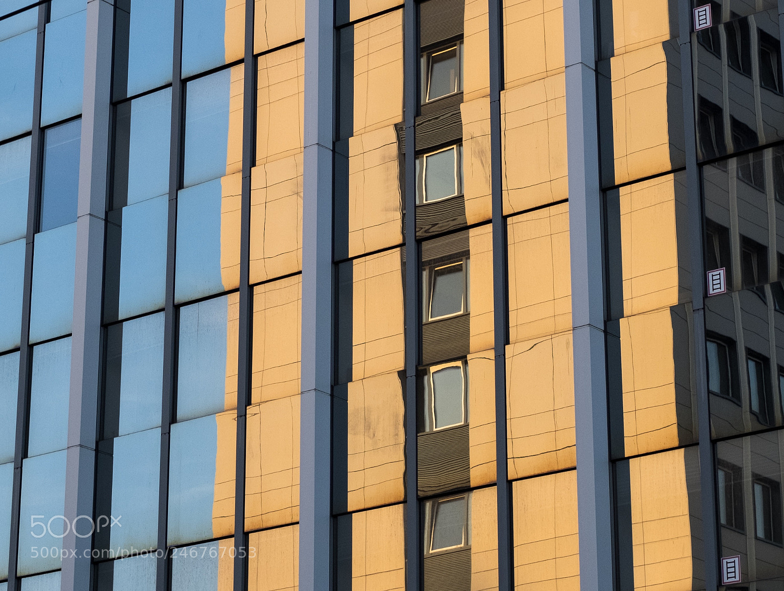 Fujifilm X-T20 sample photo. Reflecting building photography