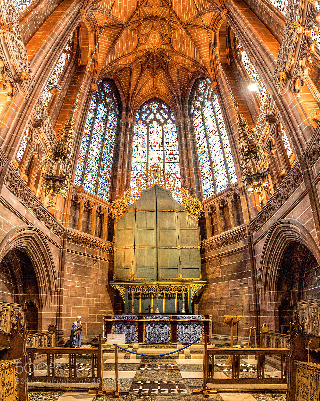 Canon EOS 6D Mark II sample photo. Liverpool cathedral, the largest photography
