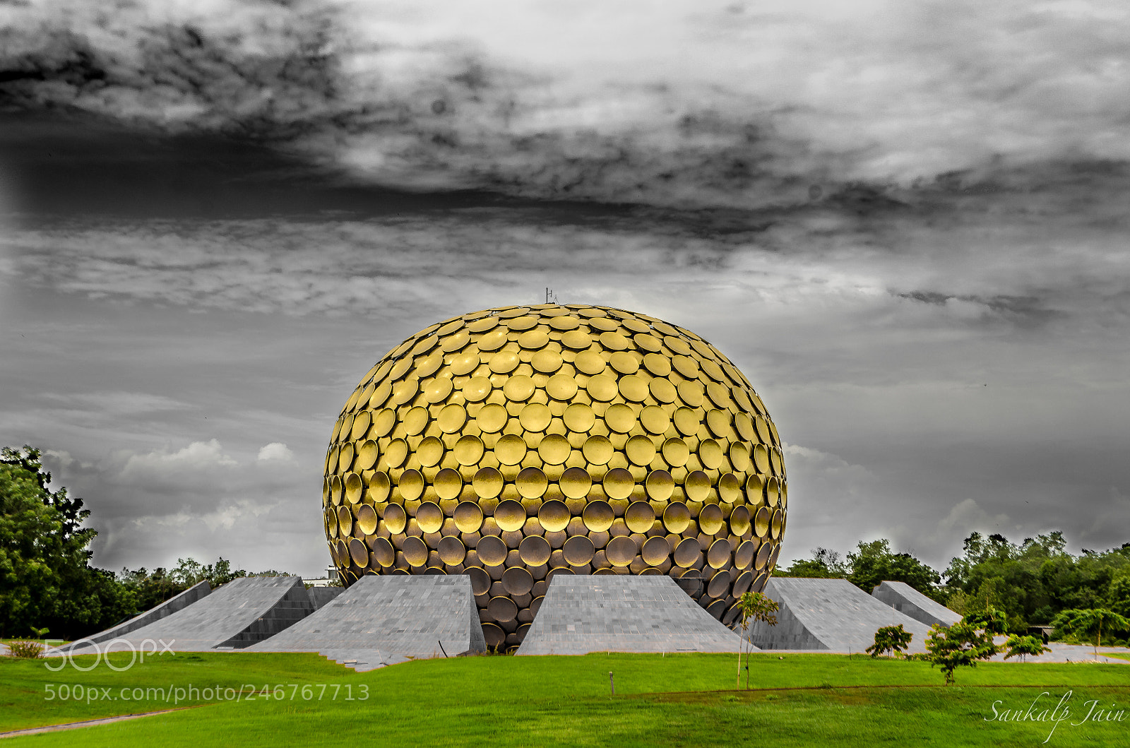 Nikon D5100 sample photo. Matrimandir photography