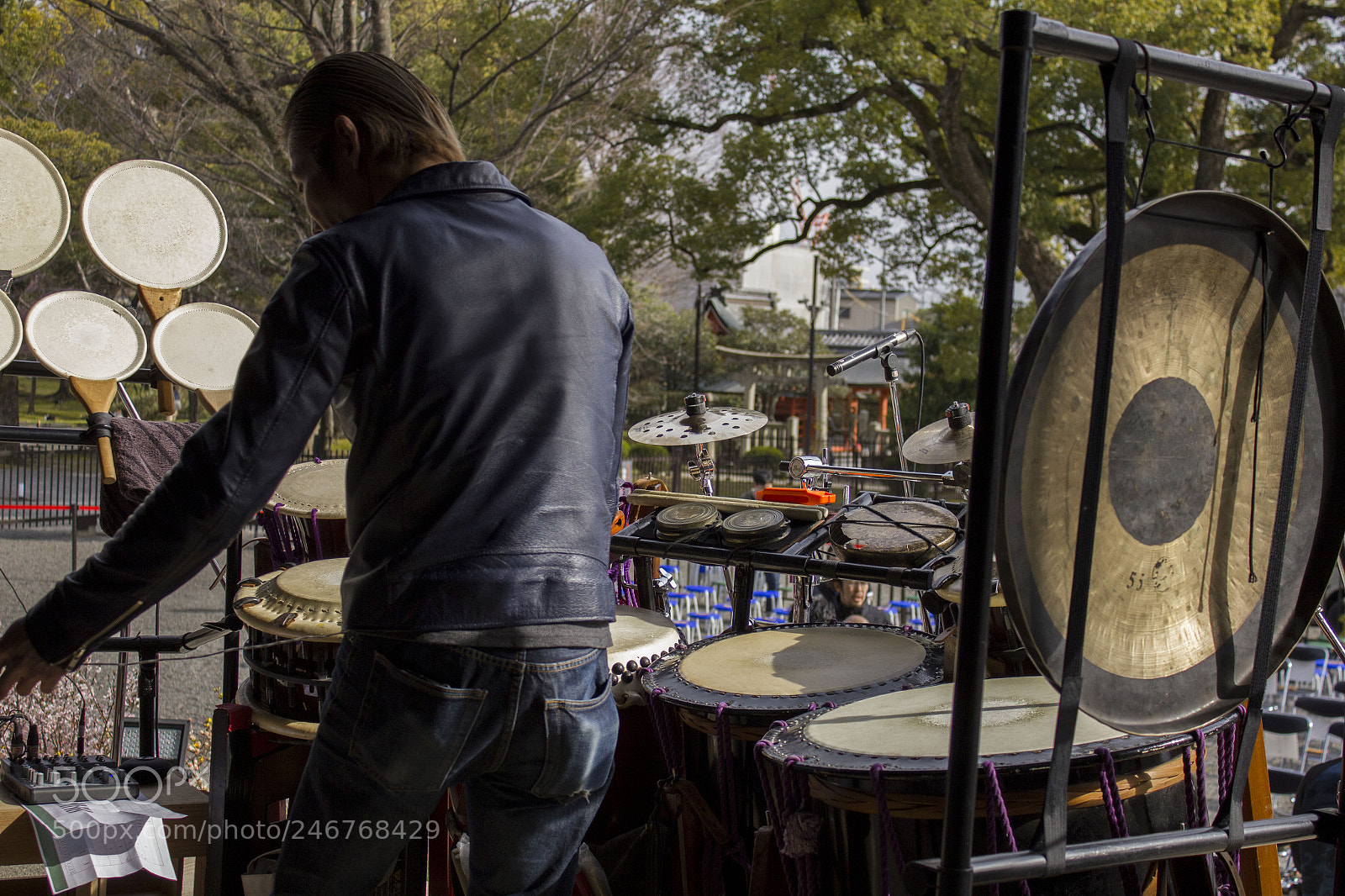 Canon EOS 550D (EOS Rebel T2i / EOS Kiss X4) sample photo. The drummer photography