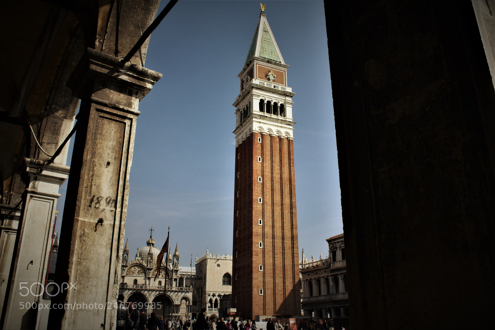 Canon EOS 60D sample photo. S marco's bell tower photography