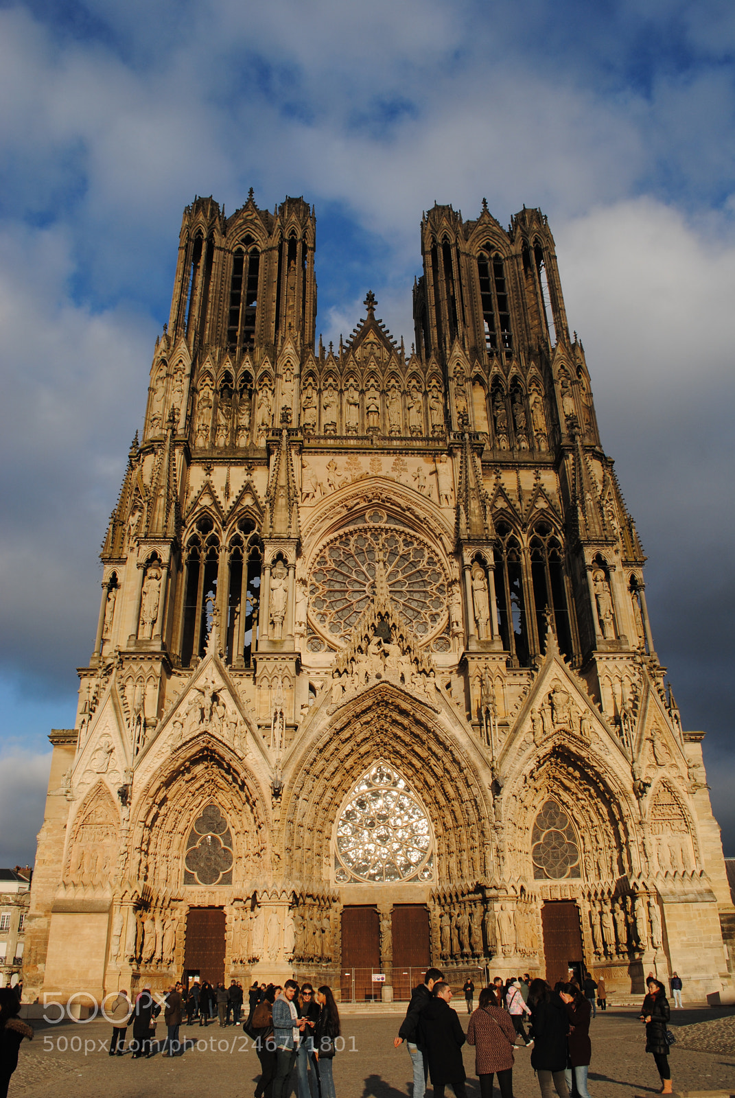 Nikon D3000 sample photo. Notre dame de reims photography